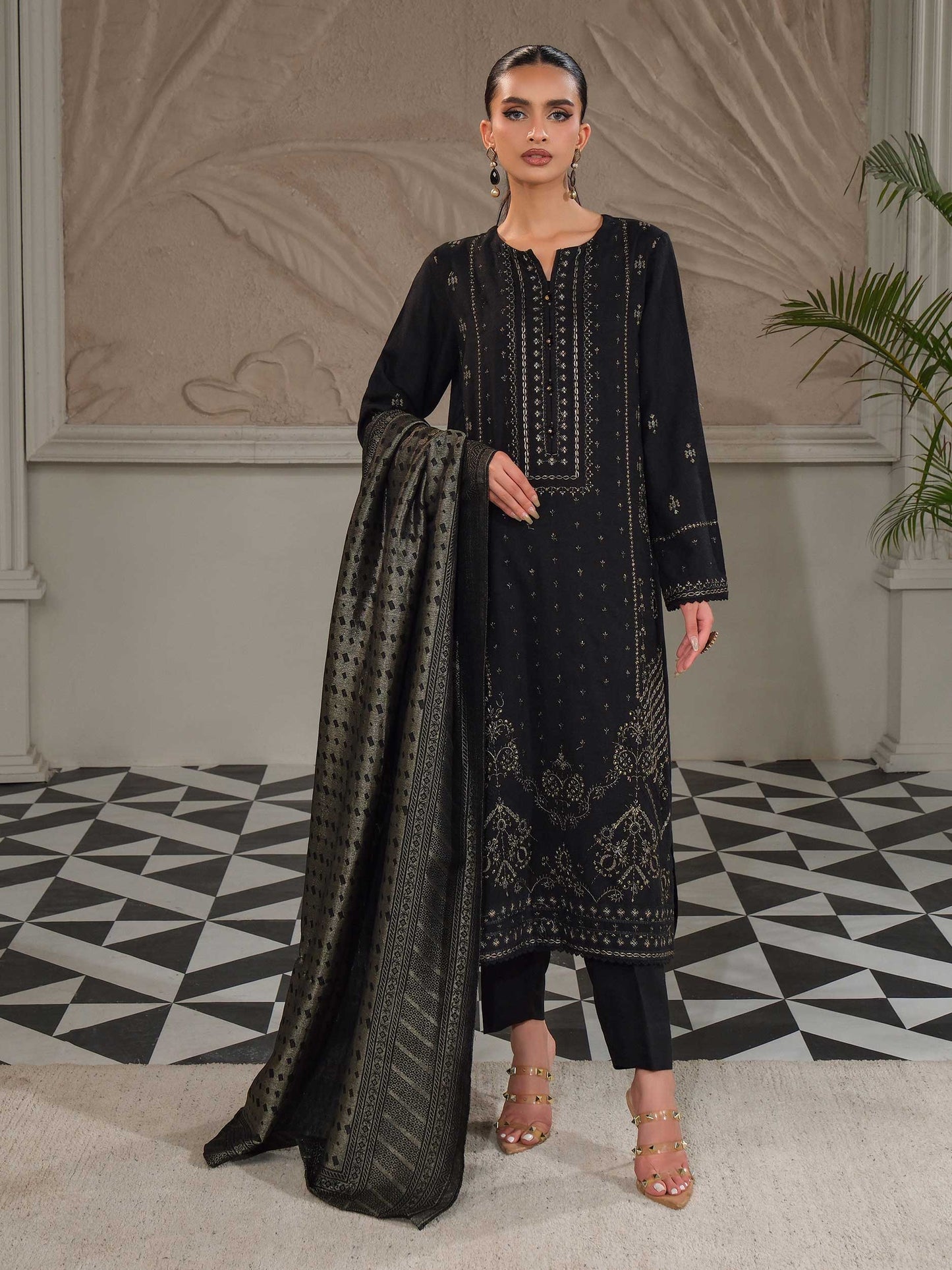 3 Piece Zari Karandi Suit-Embroidered (Unstitched)