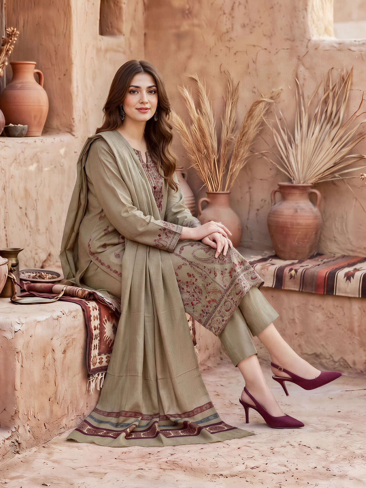 3 Piece Khaddar Suit- Embroidered (Unstitched)
