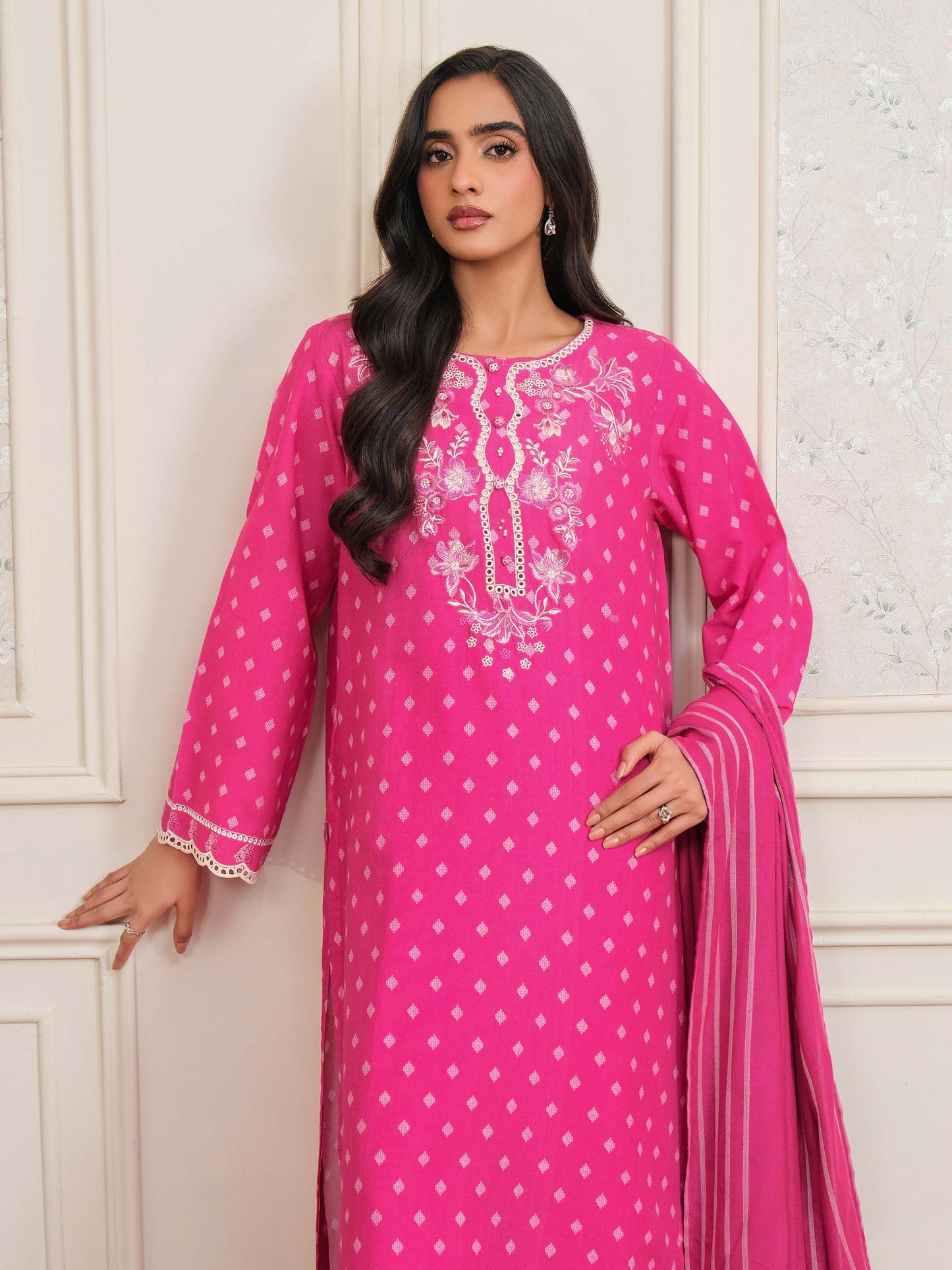 3 Piece Khaddar Suit-Embroidered (Unstitched)