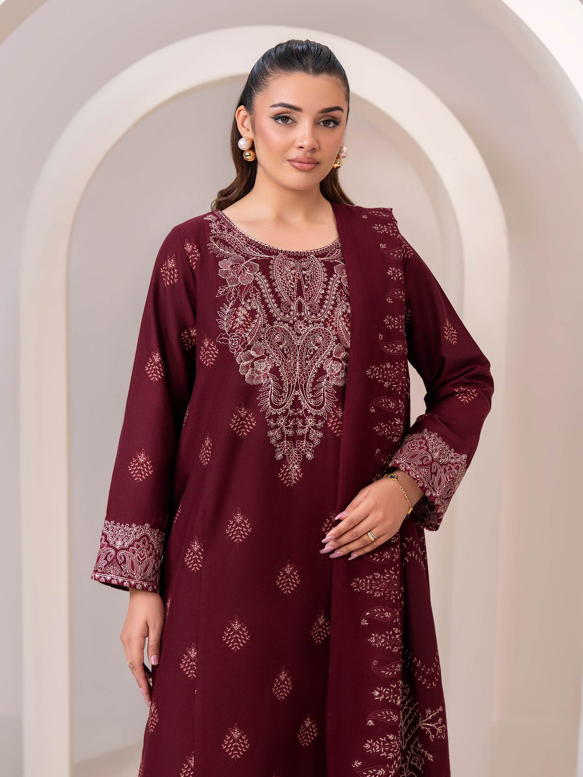 3 Piece Khaddar Suit-Embroidered (Unstitched)