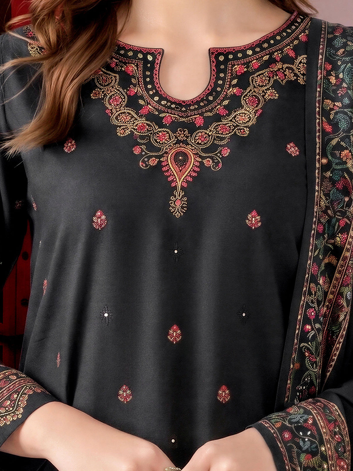 3 Piece Khaddar Suit-Embroidered (Unstitched)