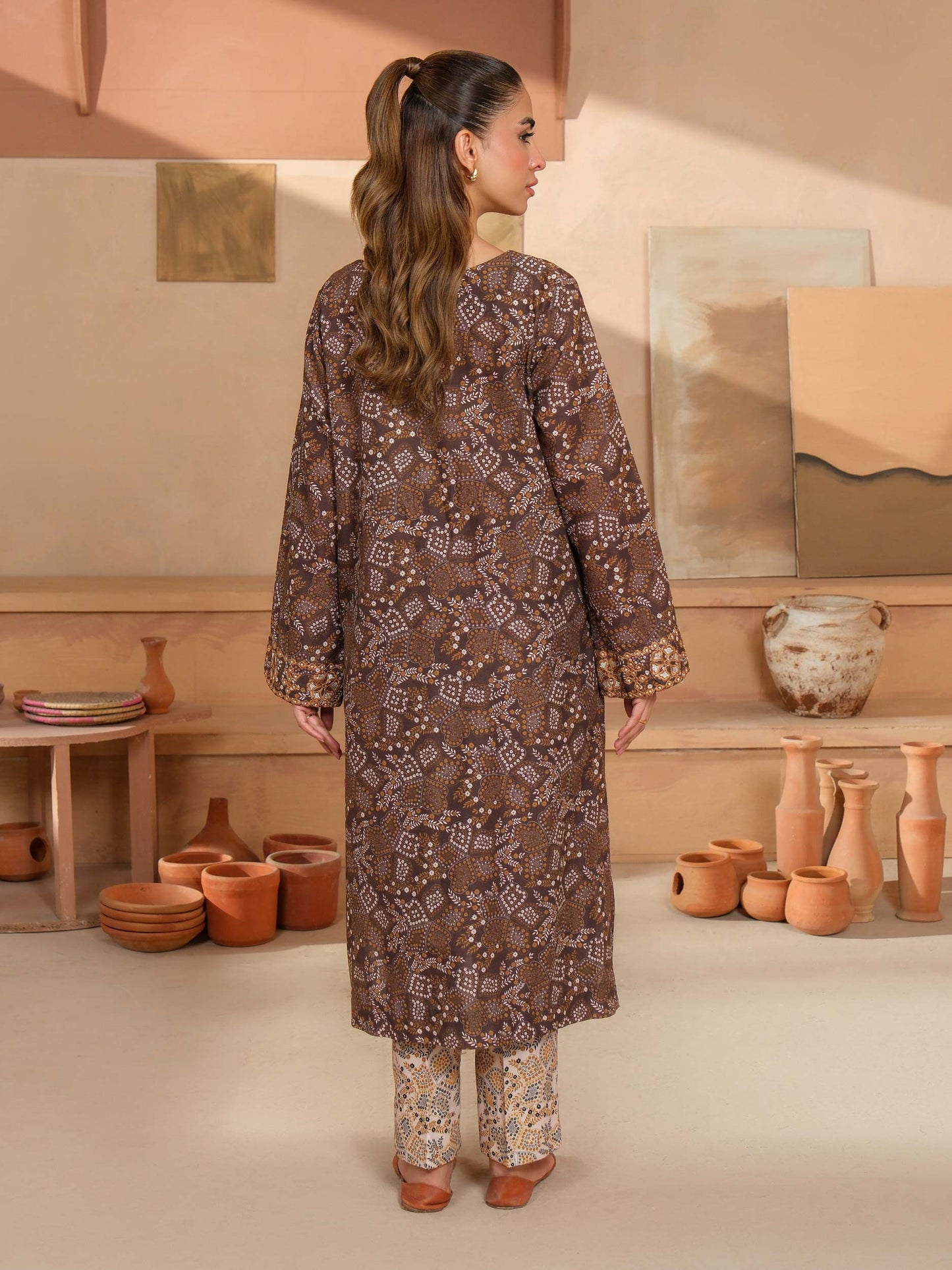 2 Piece Khaddar Suit-Embroidered (Unstitched)