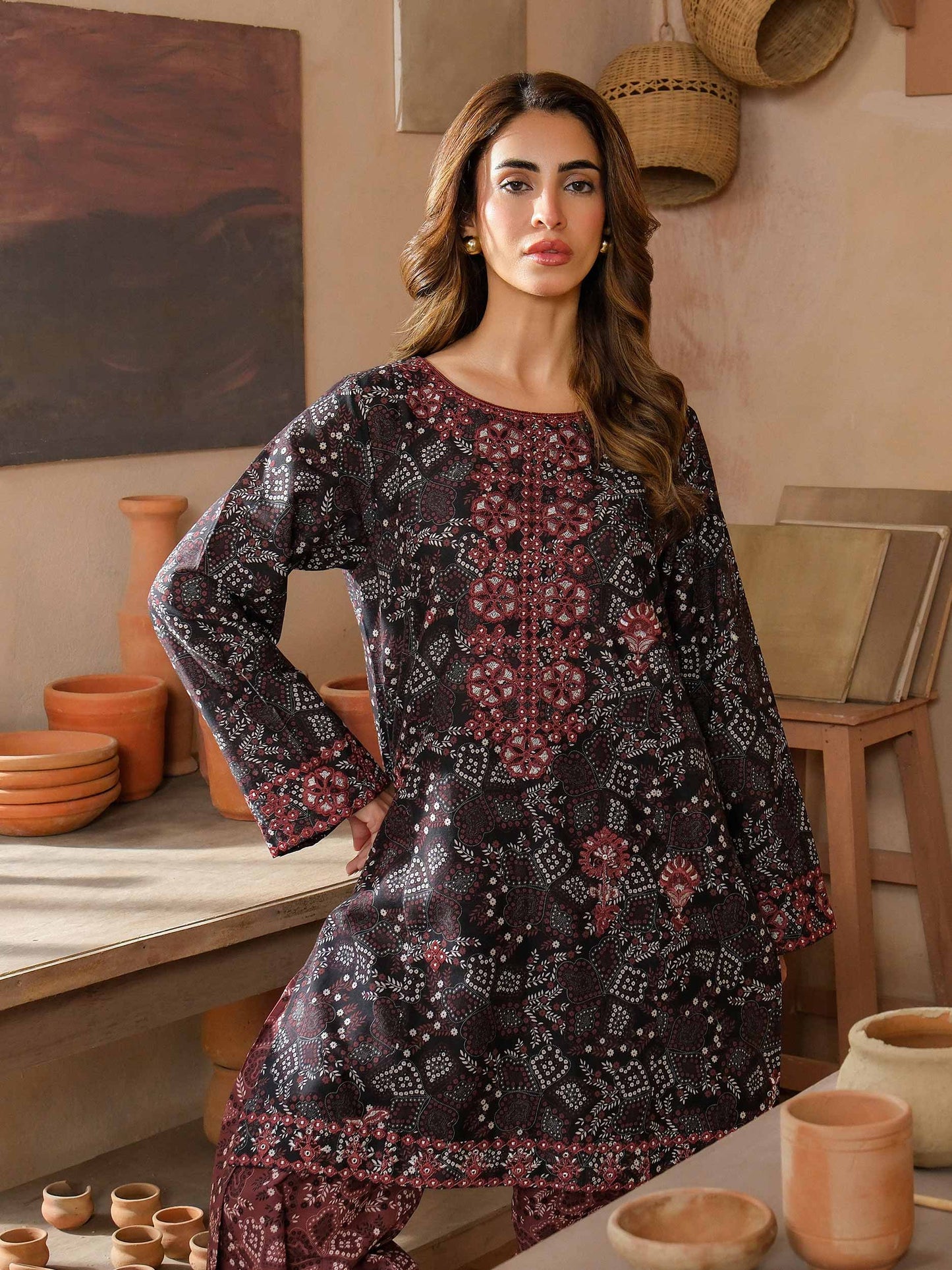 2 Piece Khaddar Suit-Embroidered (Unstitched)