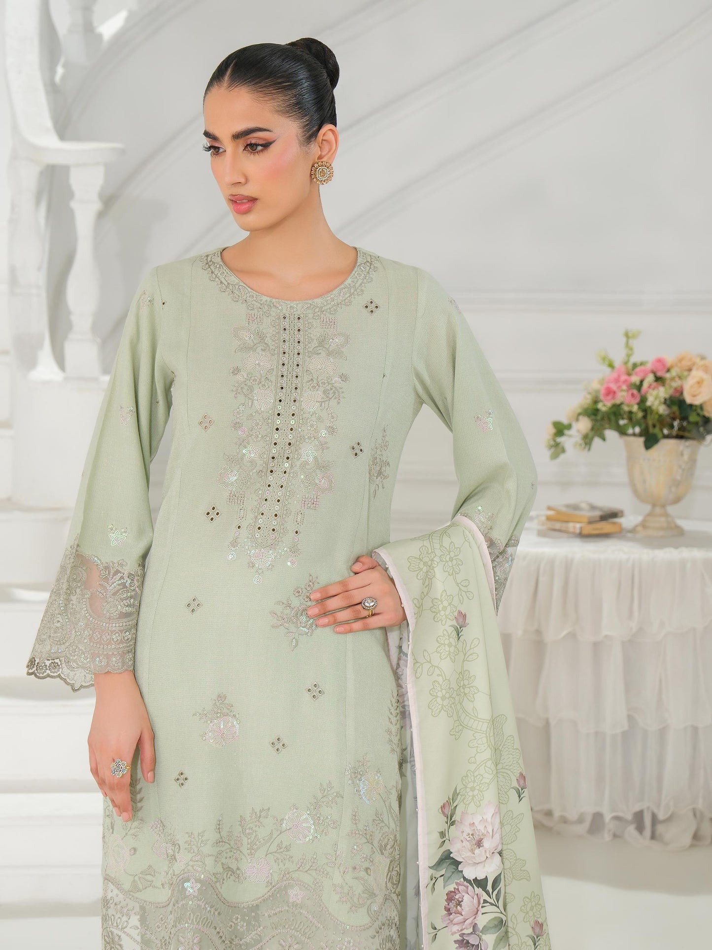 3 Piece Karandi Suit-Embroidered (Unstitched)