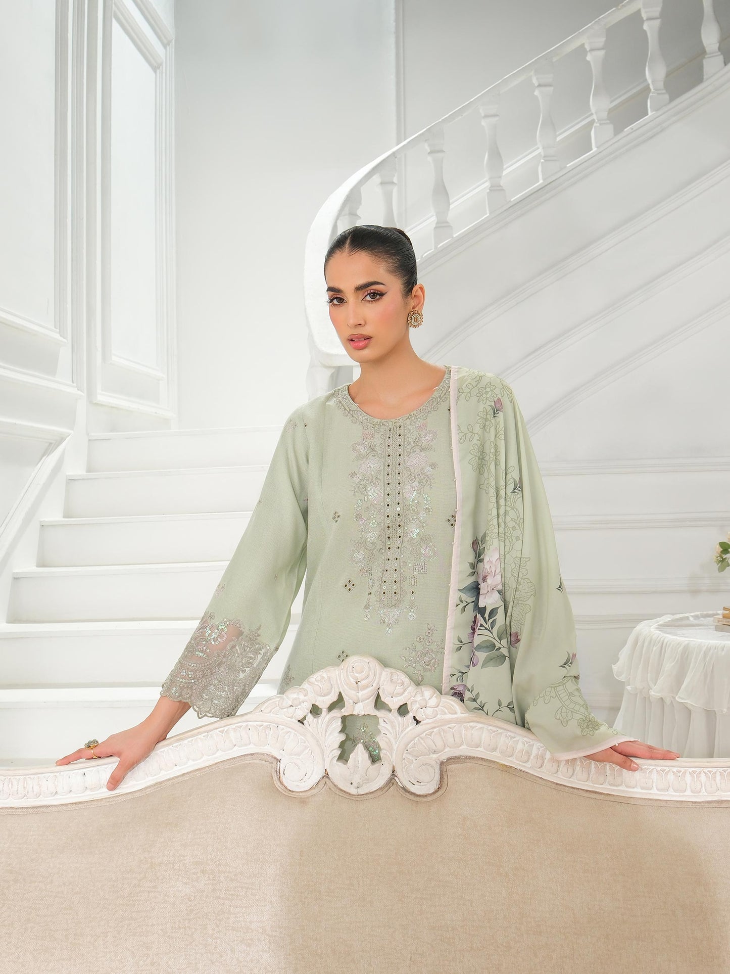 3 Piece Karandi Suit-Embroidered (Unstitched)