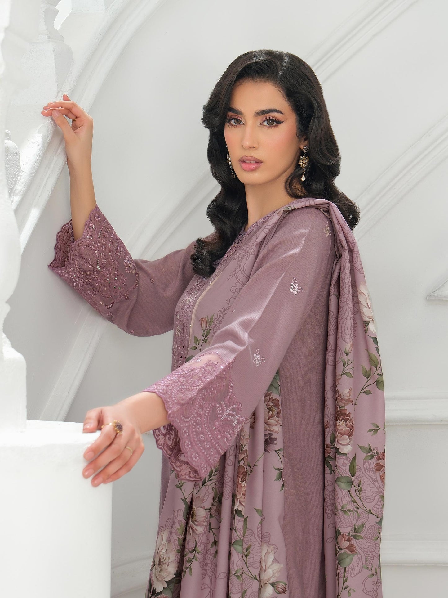 3 Piece Karandi Suit-Embroidered (Unstitched)