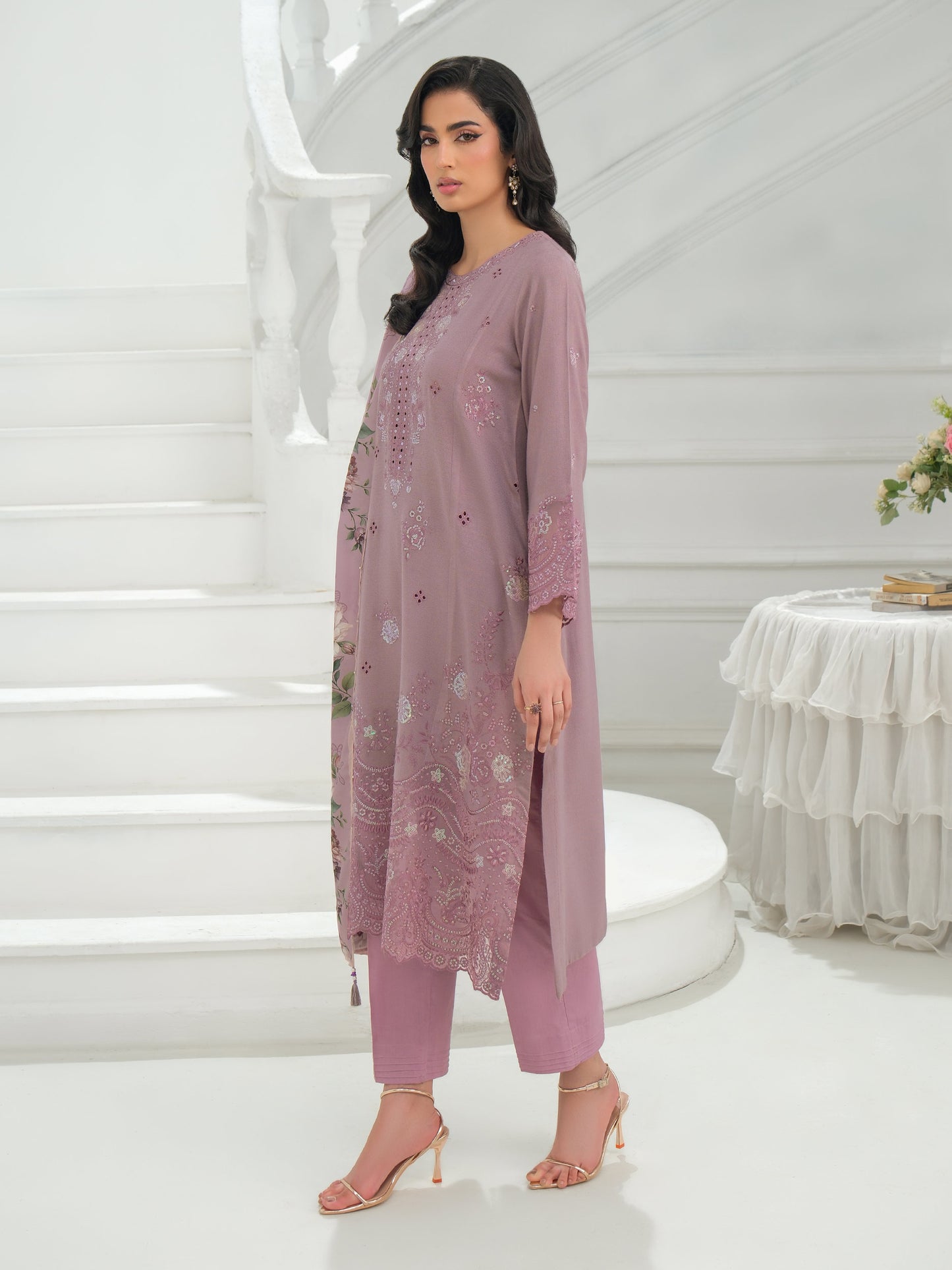 3 Piece Karandi Suit-Embroidered (Unstitched)