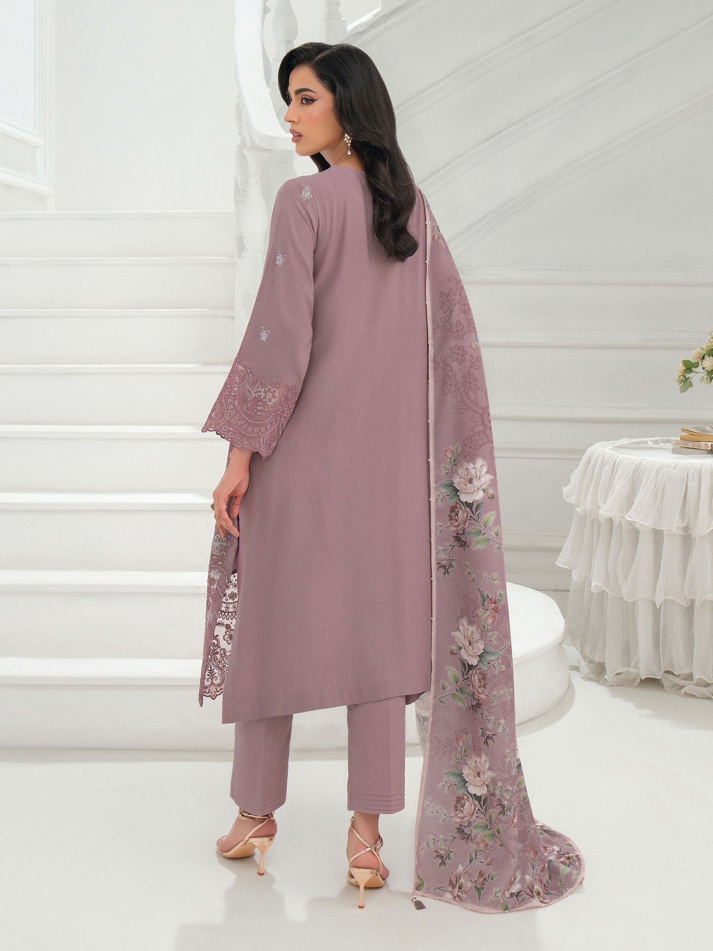 3 Piece Karandi Suit-Embroidered (Unstitched)