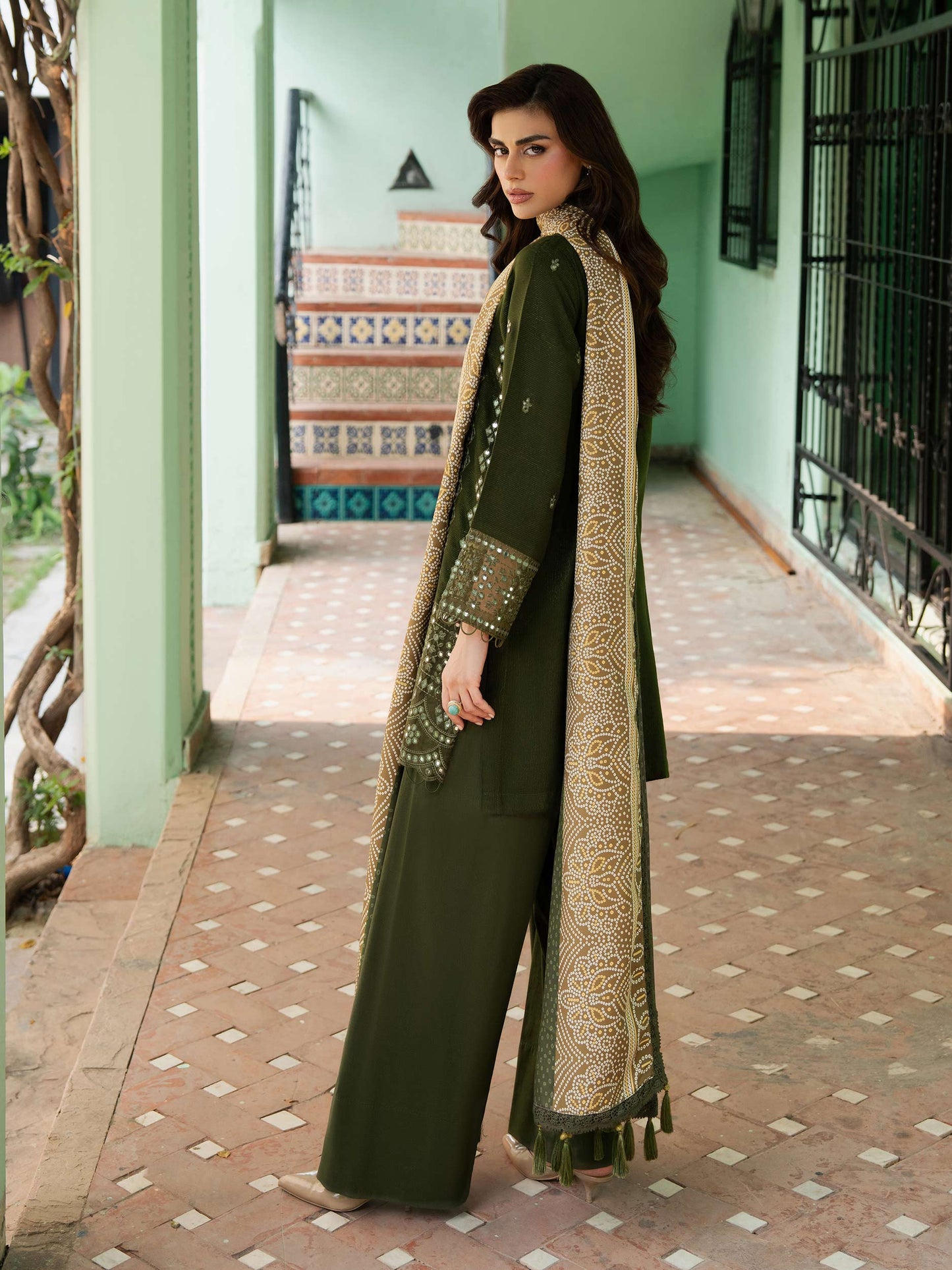3 Piece Karandi Suit-Embroidered (Unstitched)
