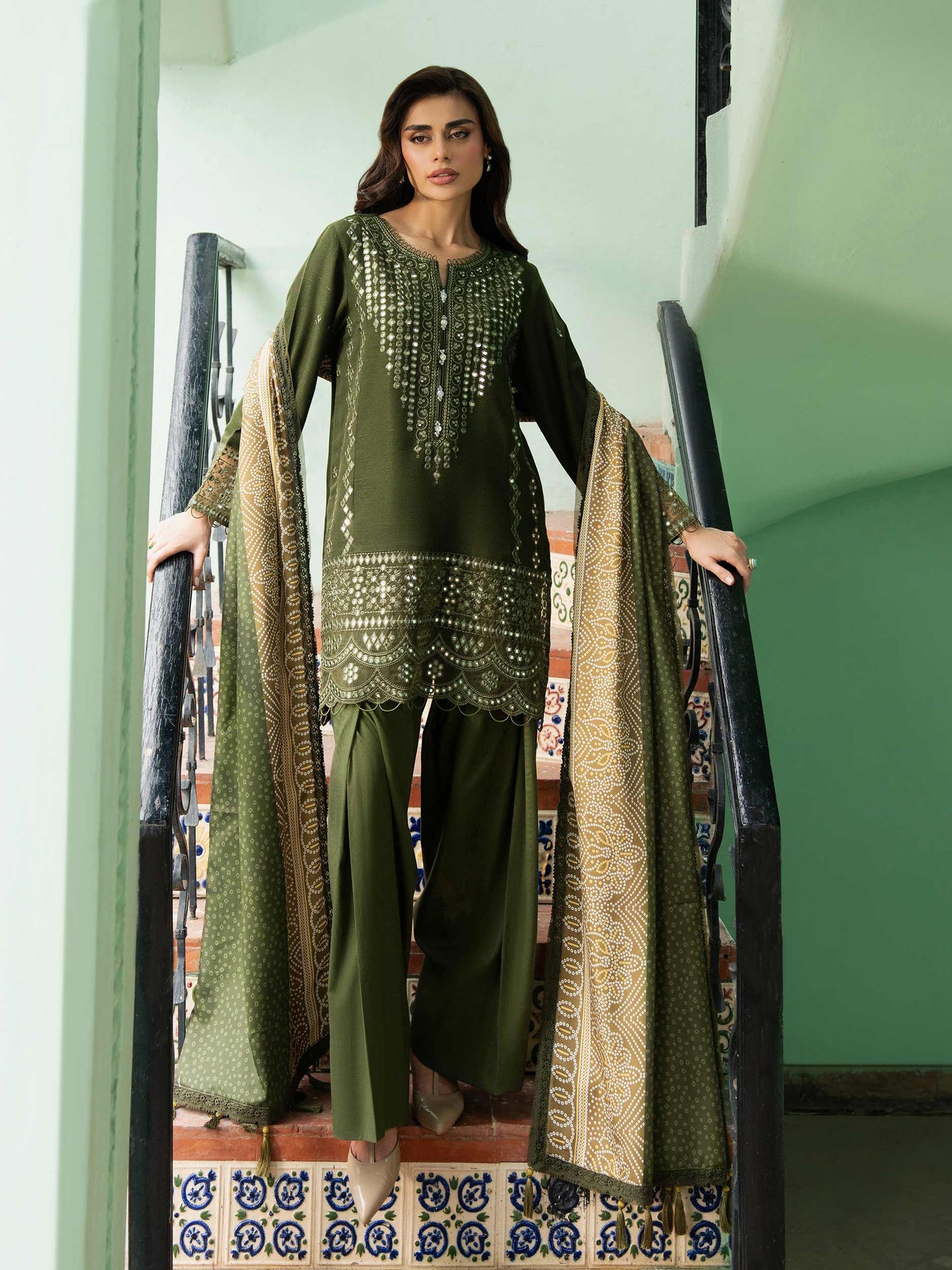 3 Piece Karandi Suit-Embroidered (Unstitched)