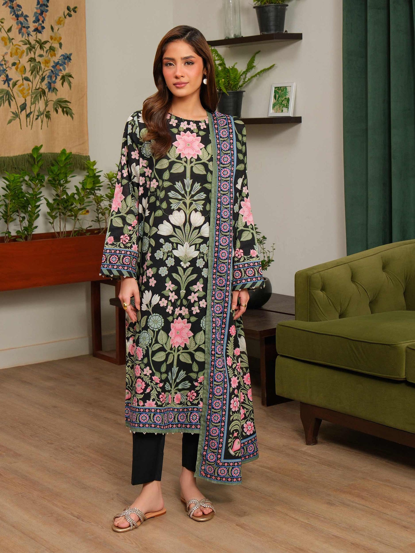 2 Piece Khaddar Suit-Printed (Unstitched)