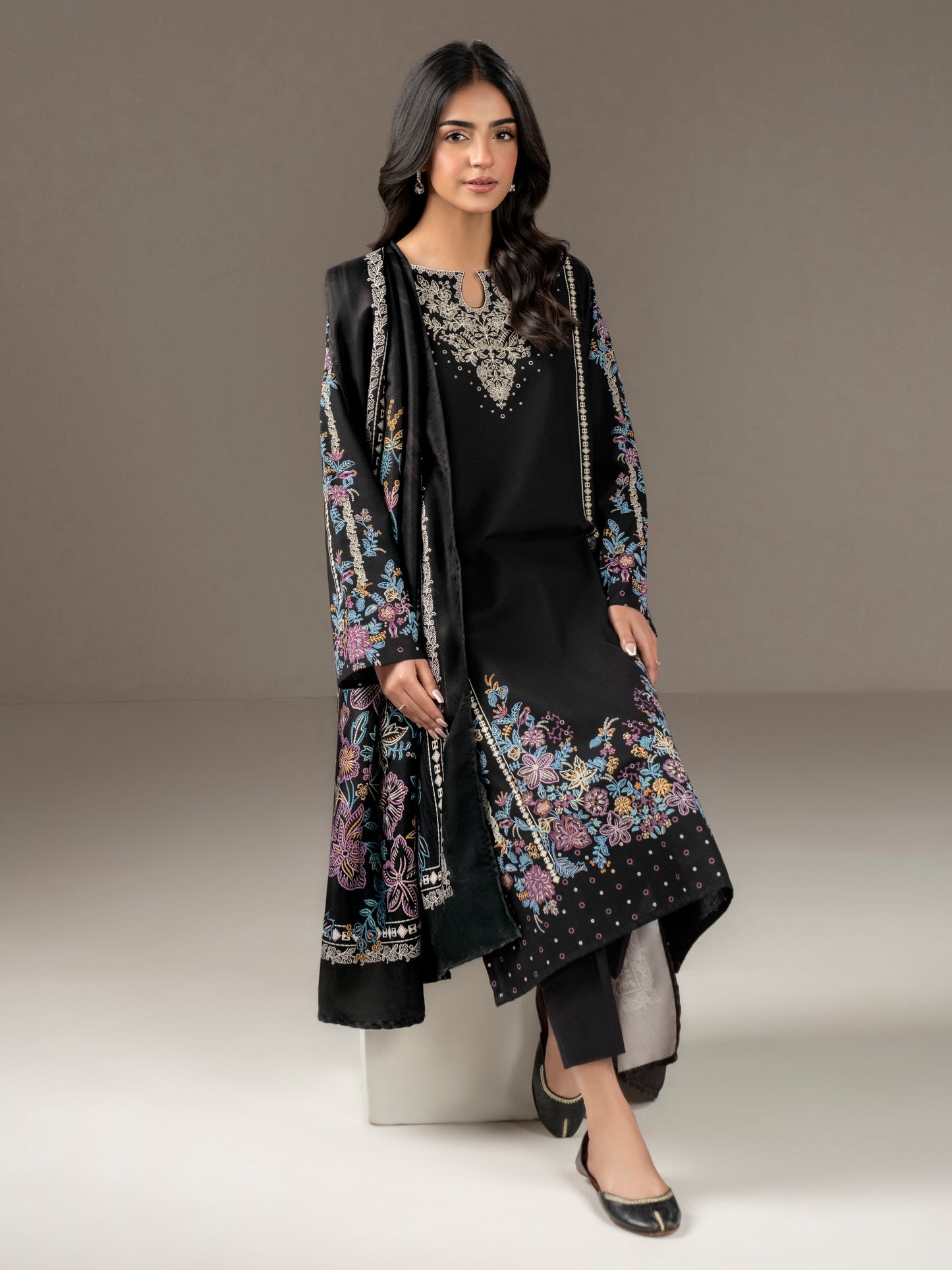 2 Piece Khaddar Suit-Printed (Unstitched)