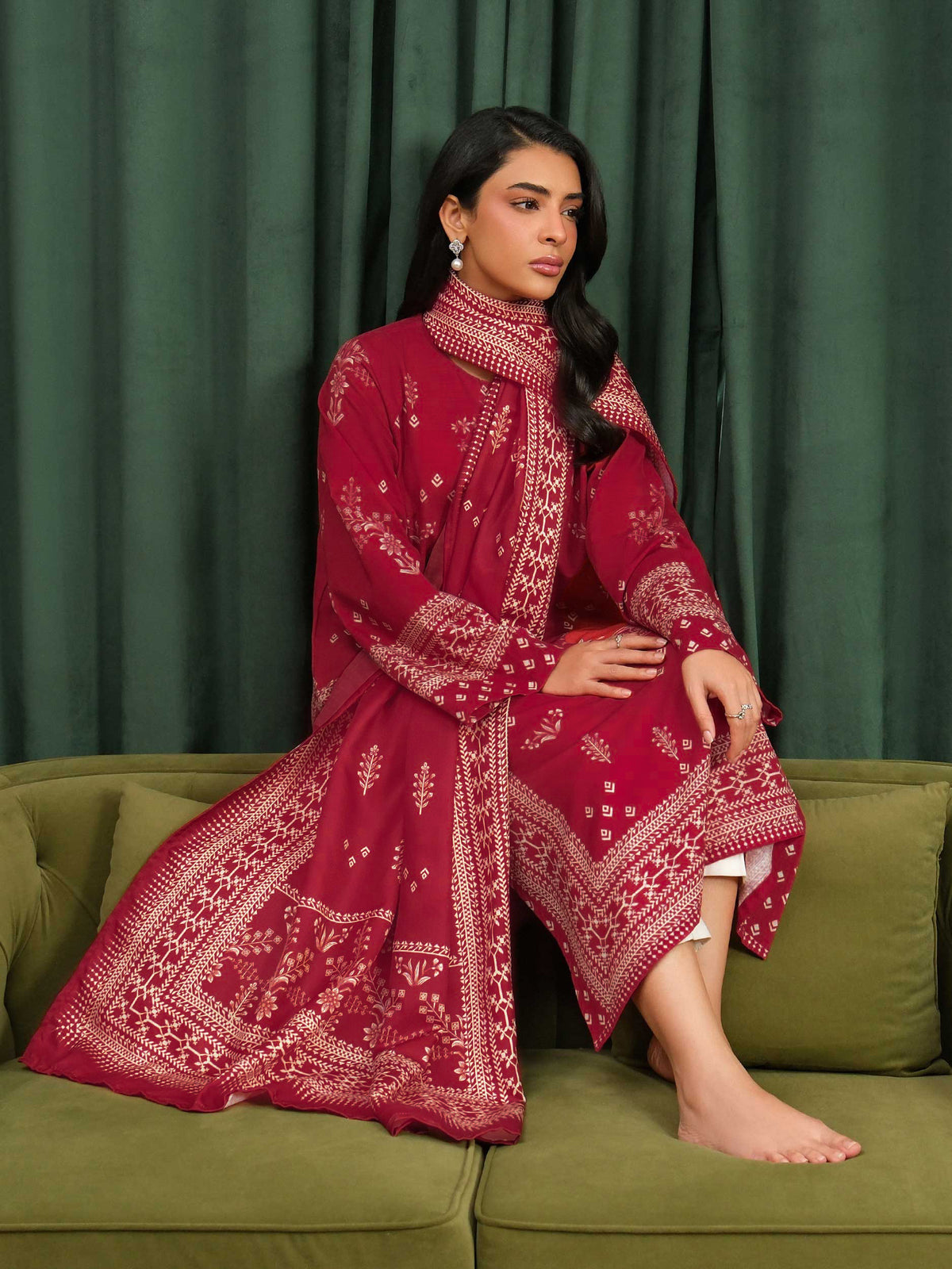 2 Piece Khaddar Suit-Printed (Unstitched)