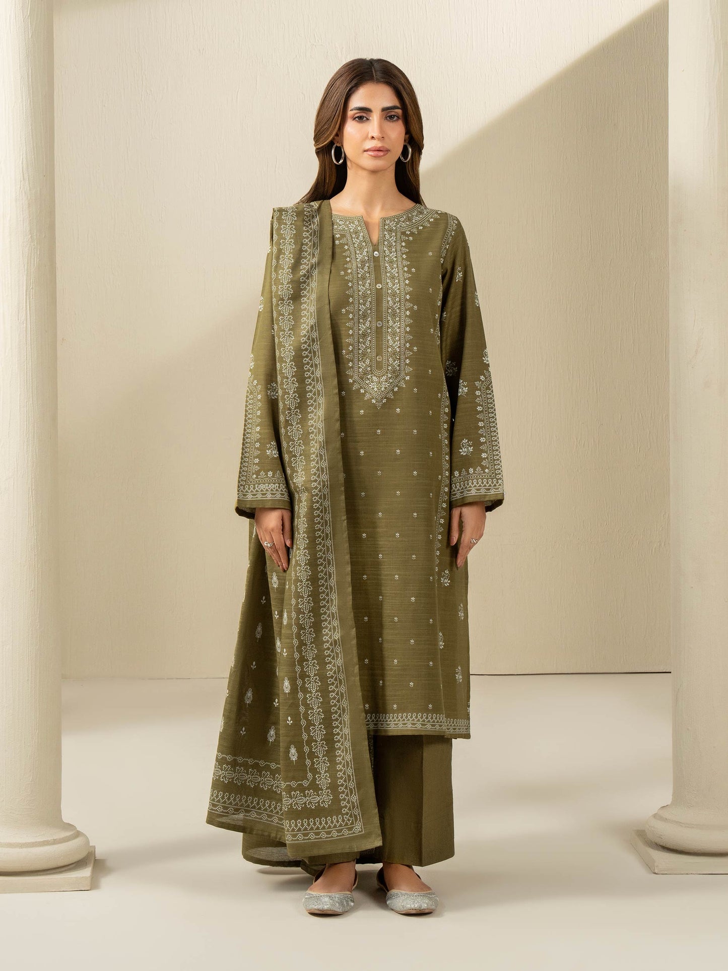 2 Piece Khaddar Suit-Printed (Unstitched)