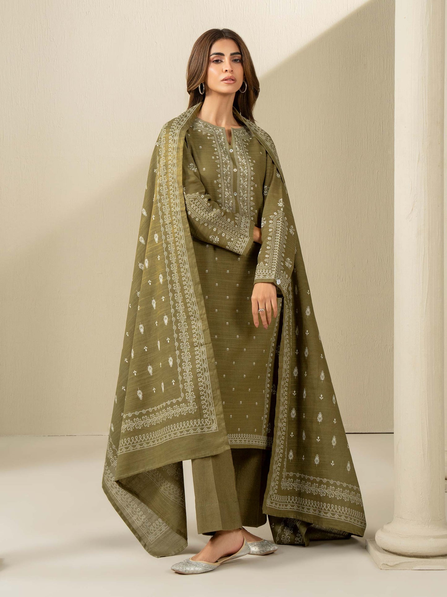 2 Piece Khaddar Suit-Printed (Unstitched)