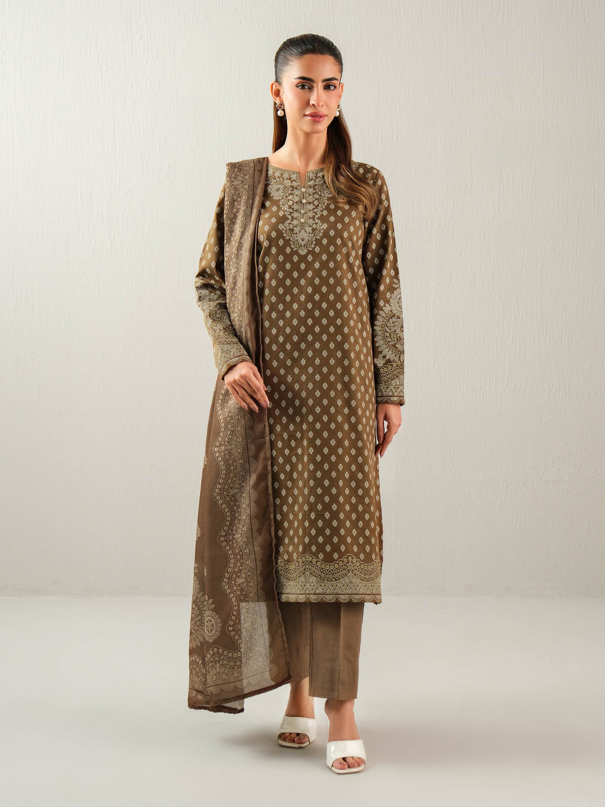 3 Piece Khaddar Suit-Printed (Unstitched)