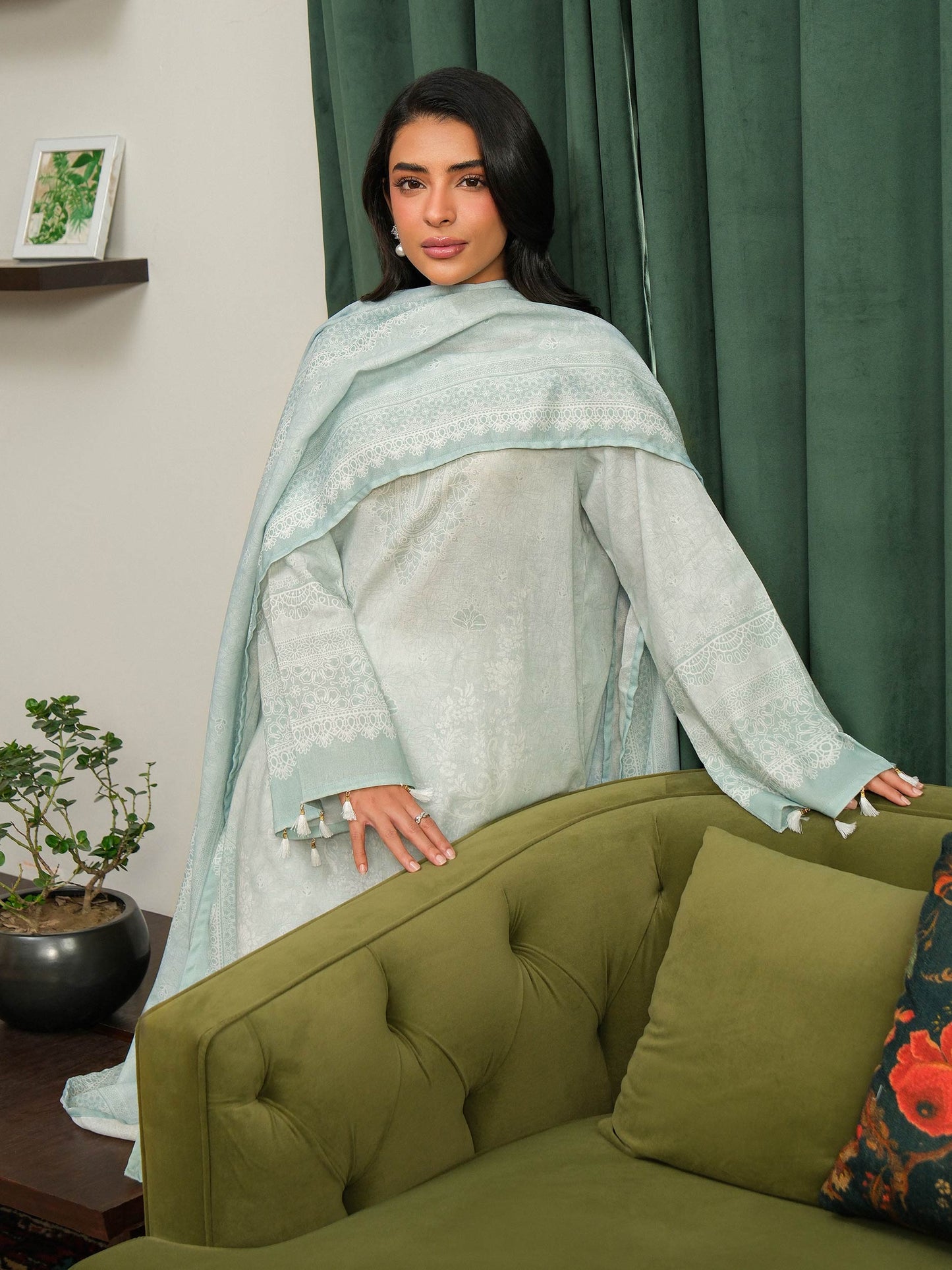 2 Piece Khaddar Suit-Printed (Unstitched)