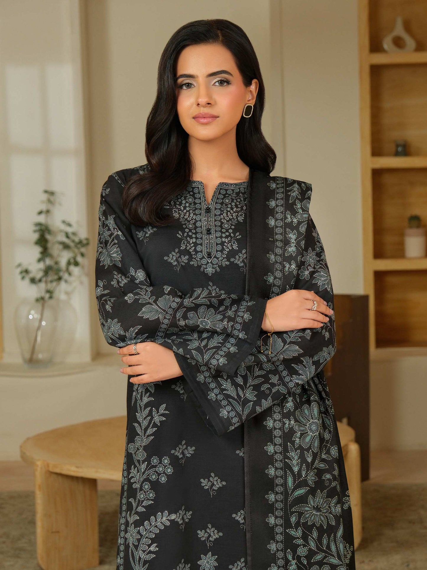 3 Piece Khaddar Suit-Paste Print (Unstitched)