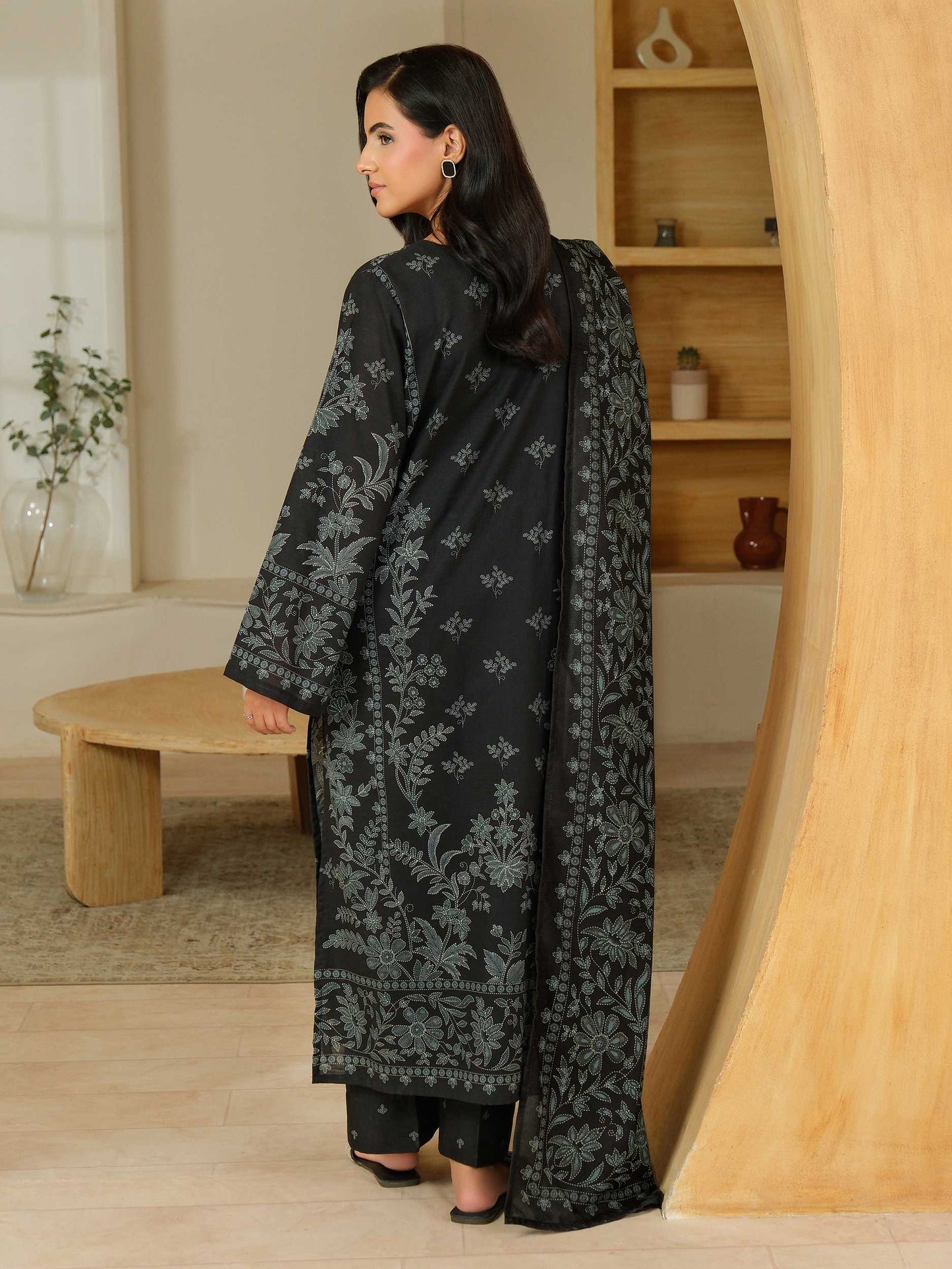 3 Piece Khaddar Suit-Paste Print (Unstitched)