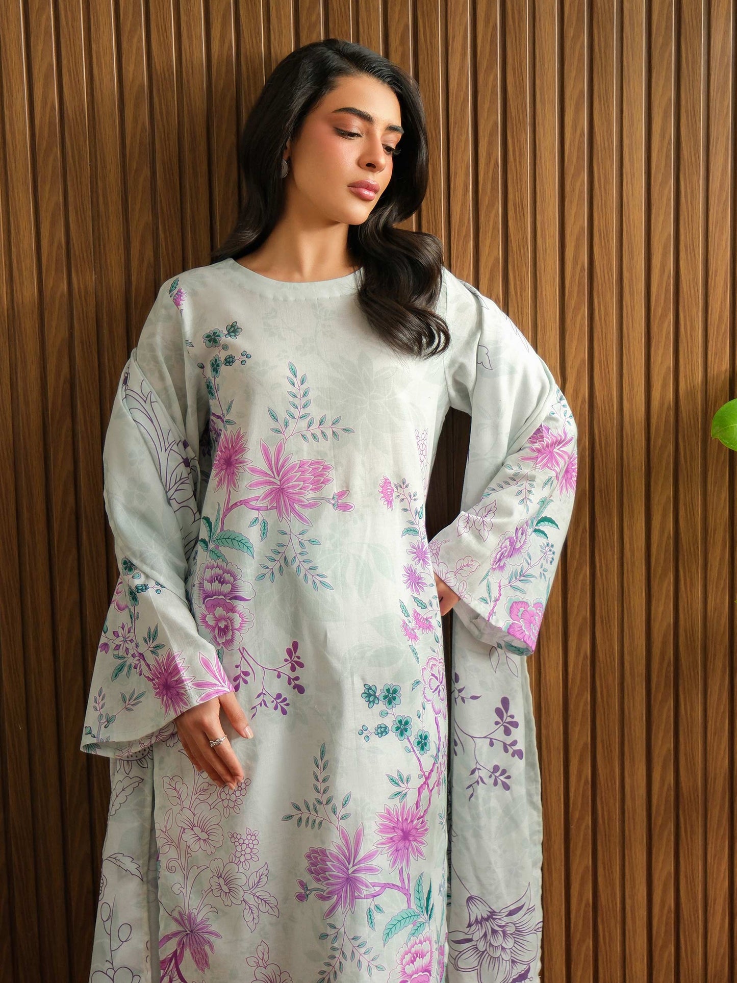 3 Piece Khaddar Suit-Printed (Unstitched)