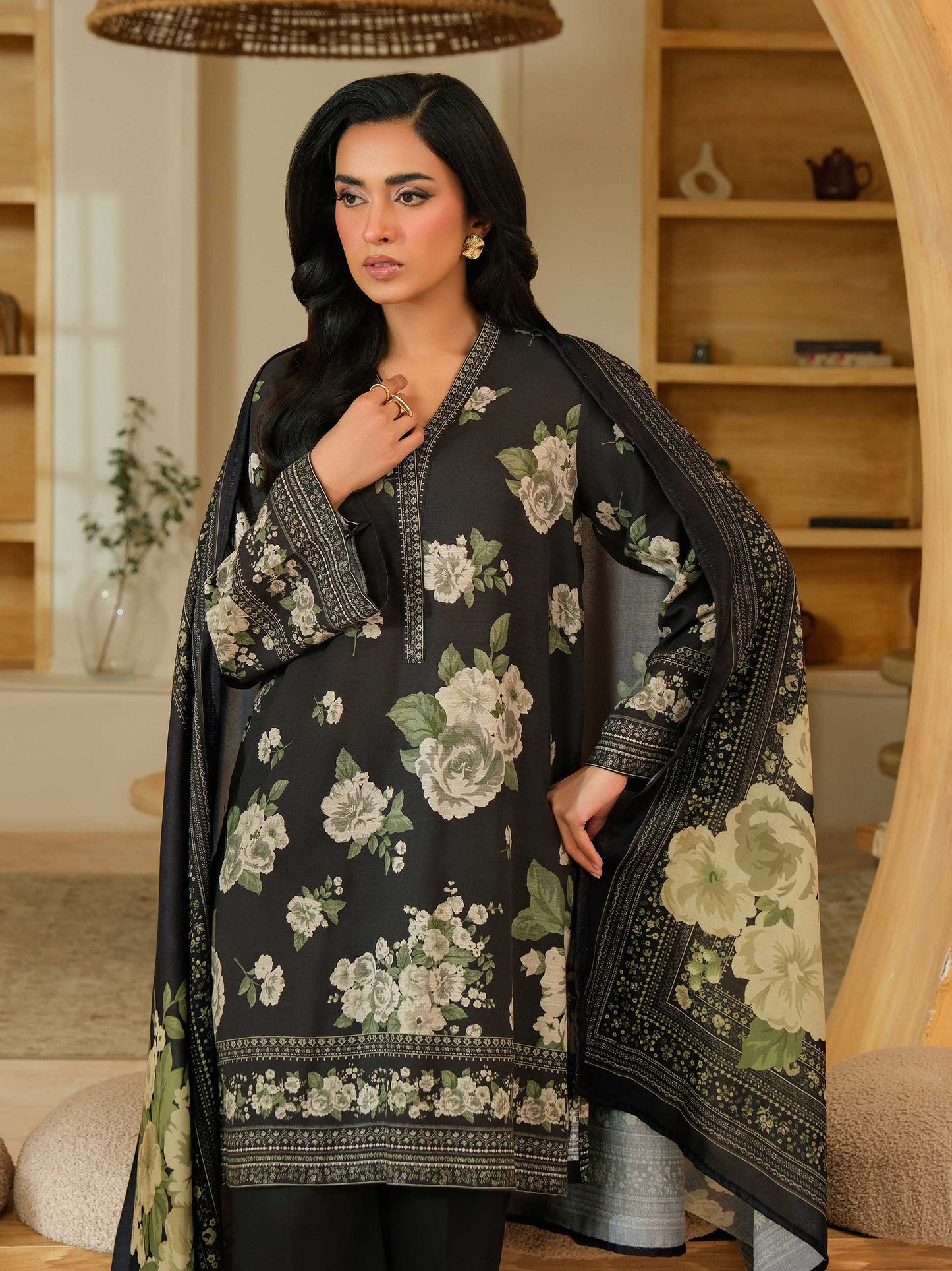 3 Piece Khaddar Suit-Printed (Unstitched)