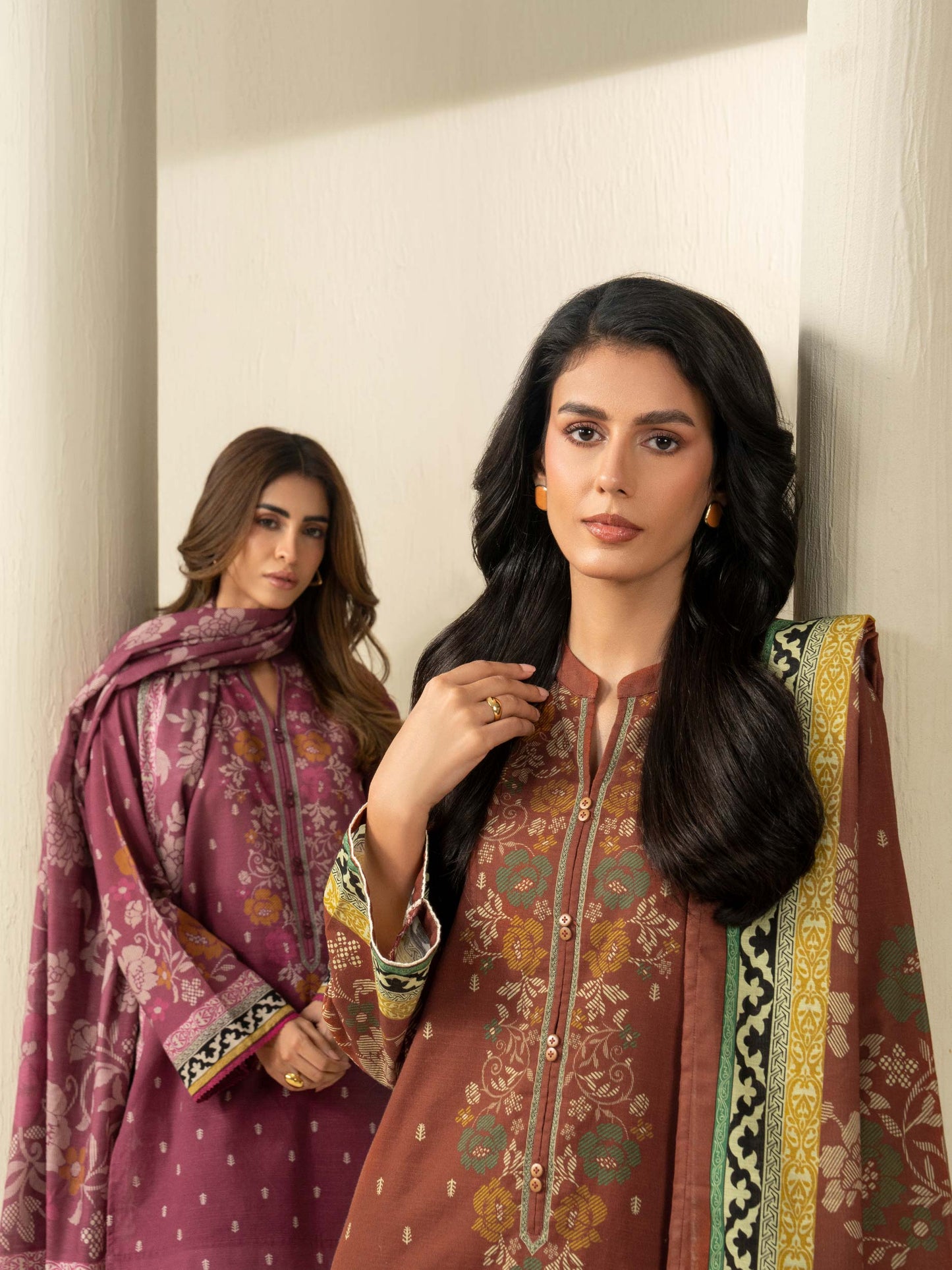 3 Piece Khaddar Suit-Printed (Unstitched)
