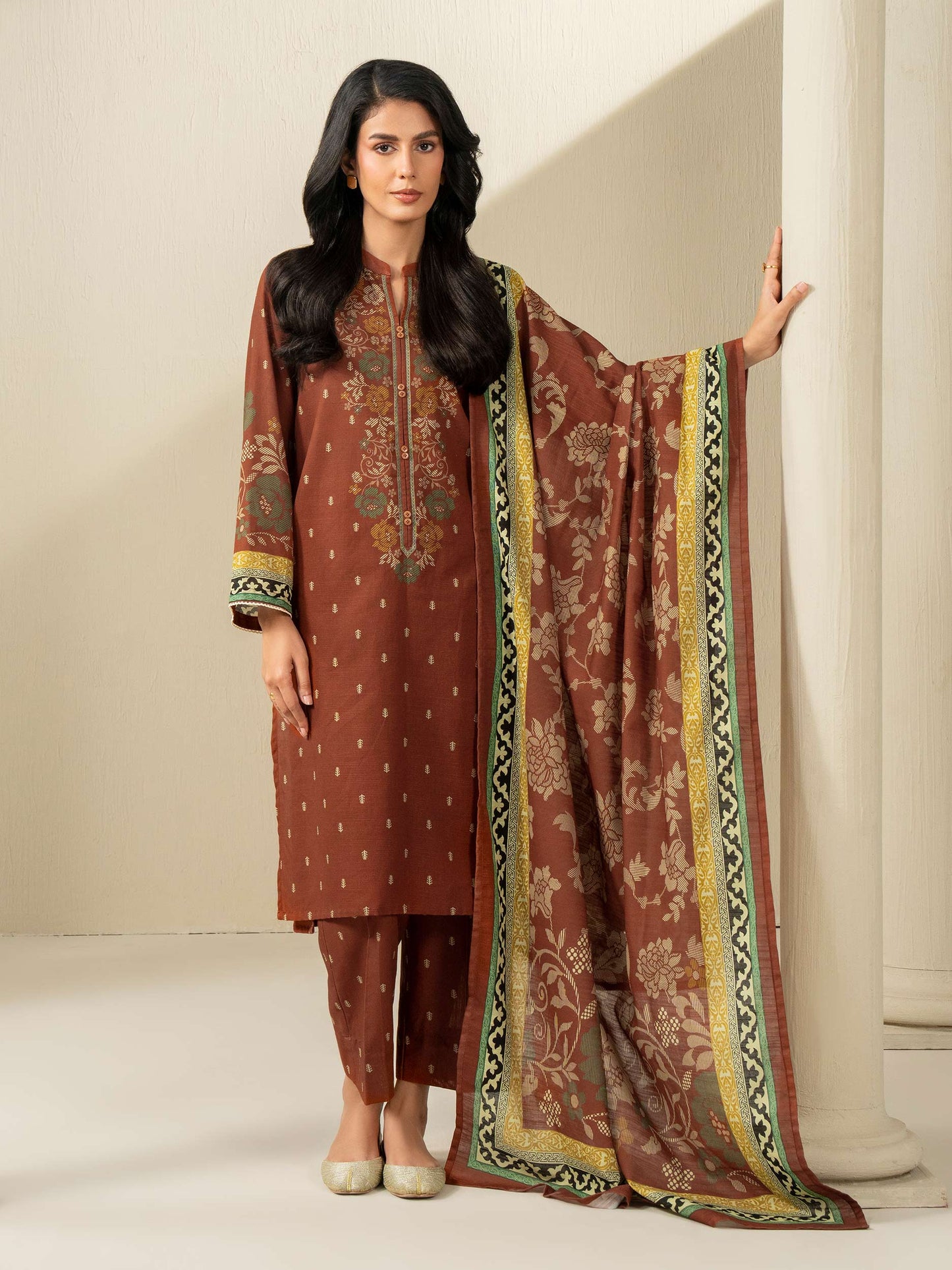 3 Piece Khaddar Suit-Printed (Unstitched)