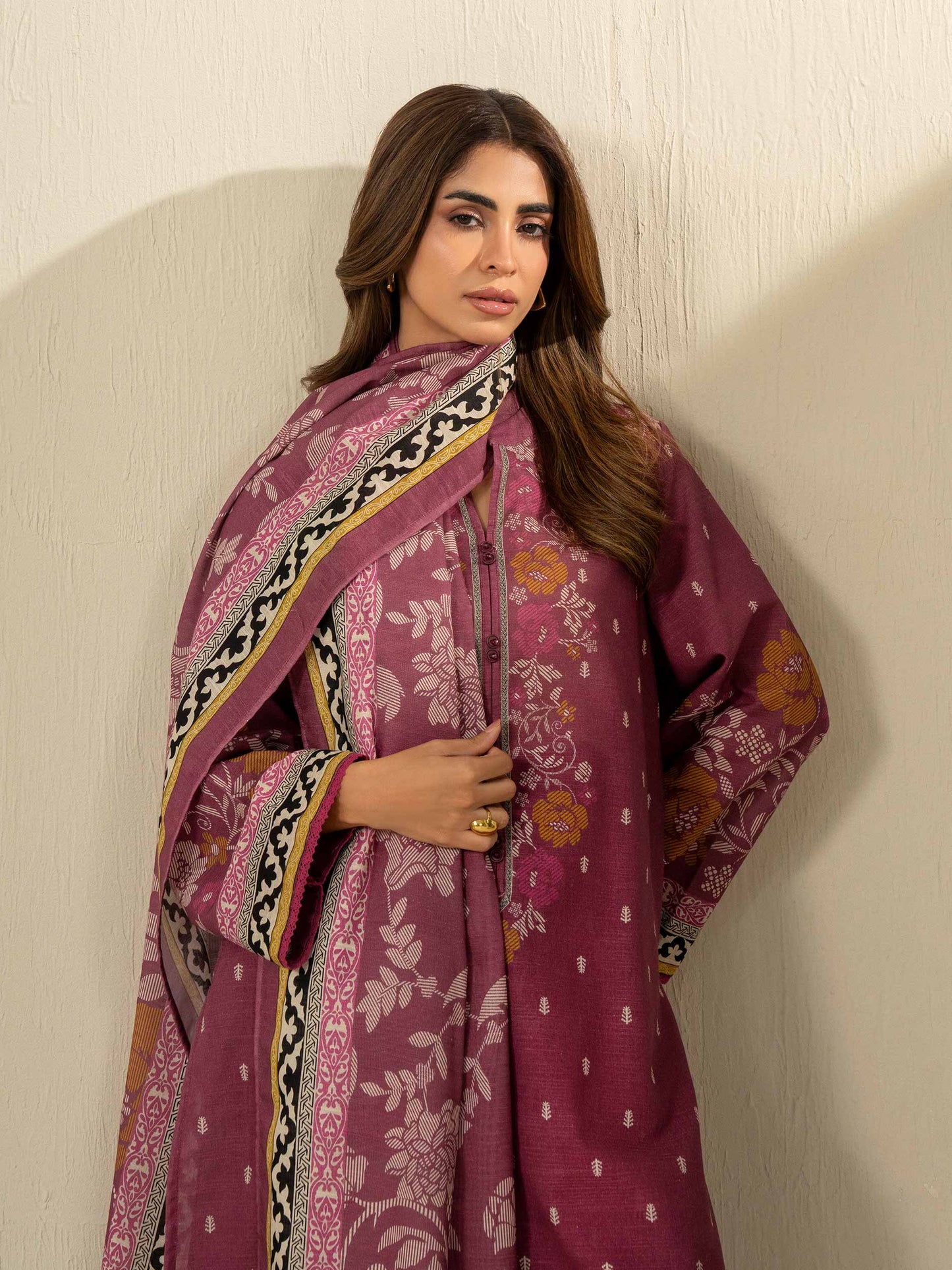 3 Piece Khaddar Suit-Printed (Unstitched)