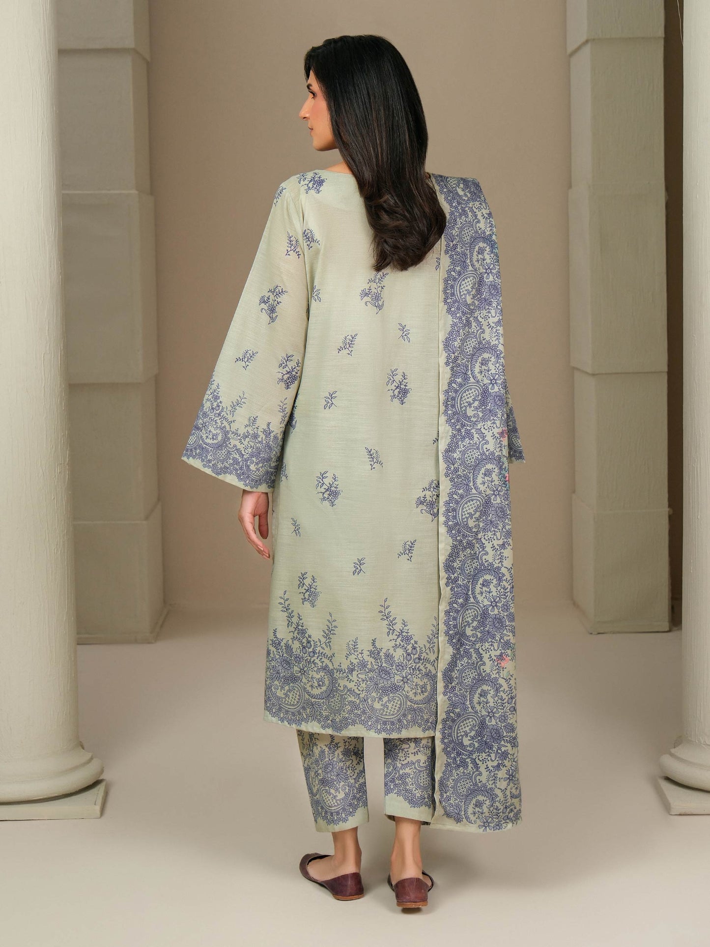 3 Piece Khaddar Suit-Printed (Unstitched)