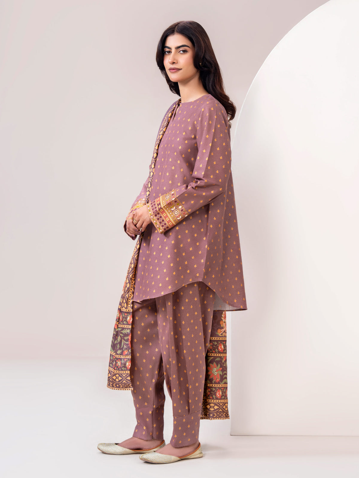 3 Piece Slub Khaddar Suit-Printed (Unstitched)