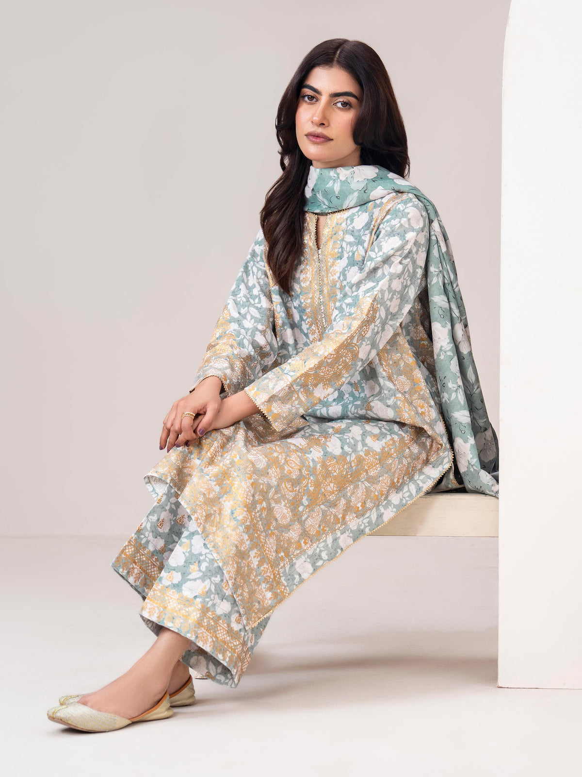 3 Piece Slub Khaddar Suit-Printed (Unstitched)