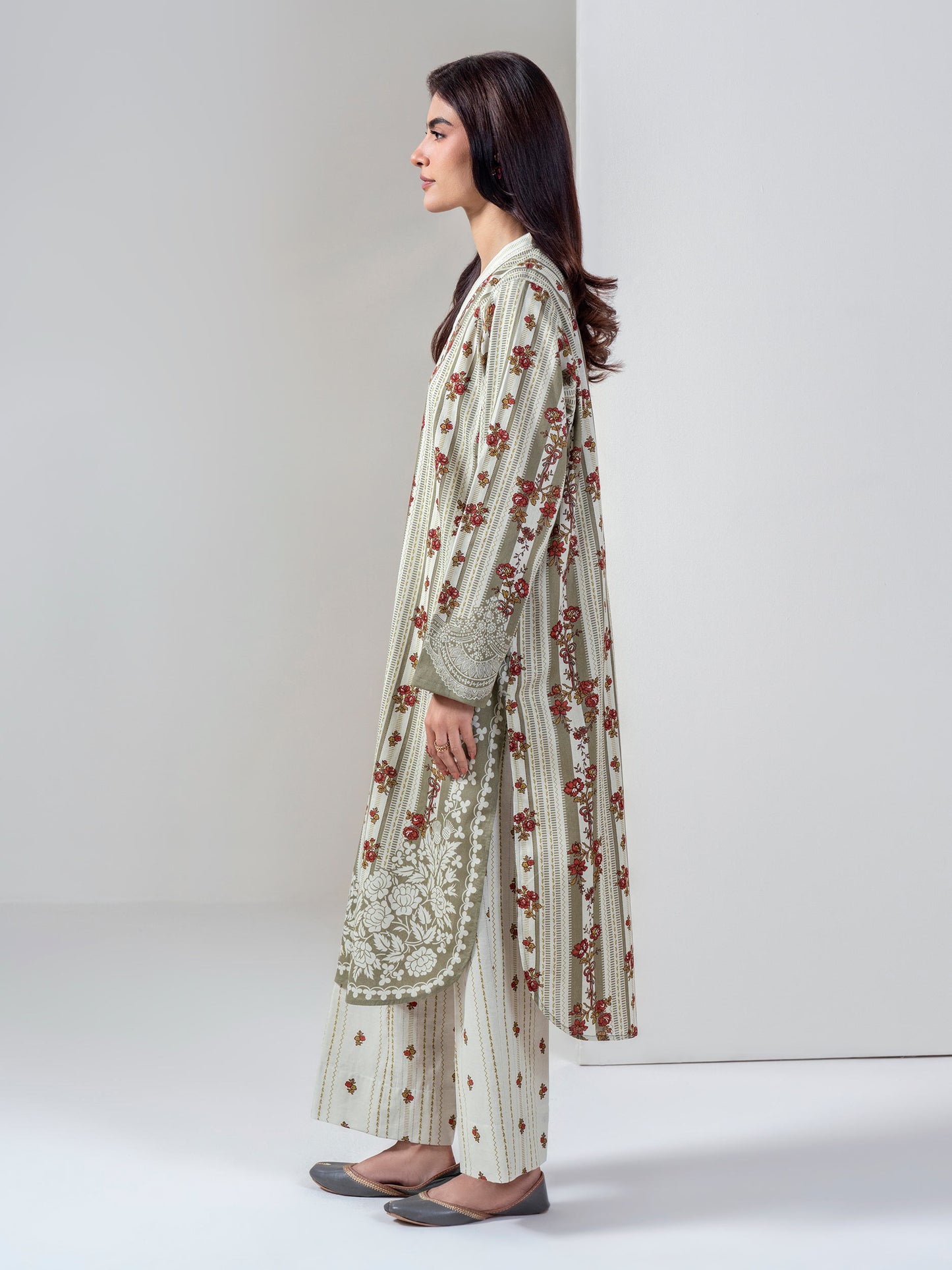 2 Piece Khaddar (Unstitched)