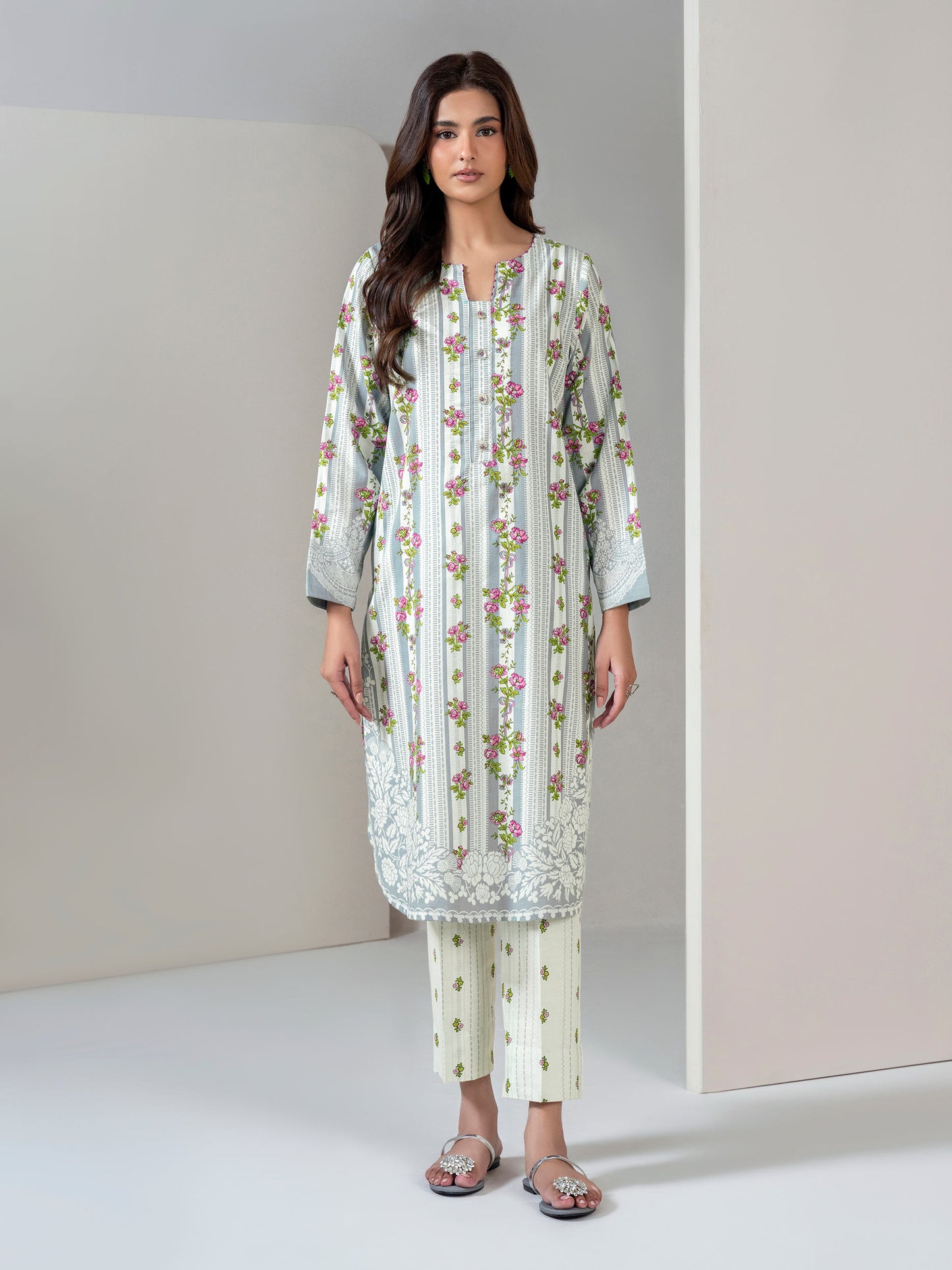 2 Piece Khaddar (Unstitched)