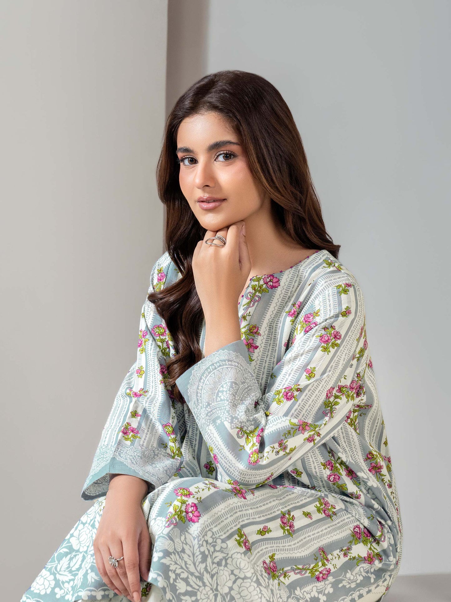 2 Piece Khaddar (Unstitched)