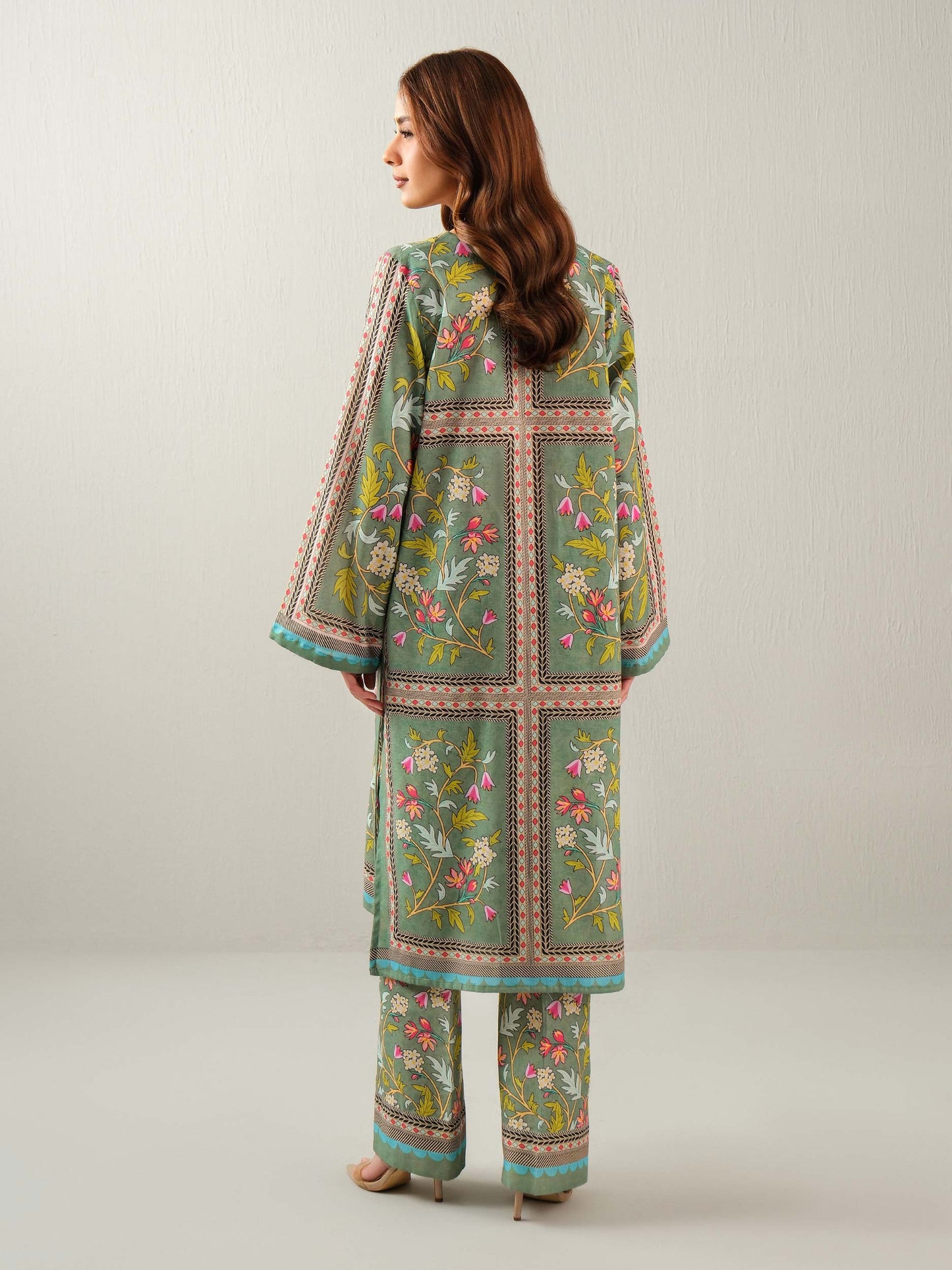 2 Piece Khaddar (Unstitched)