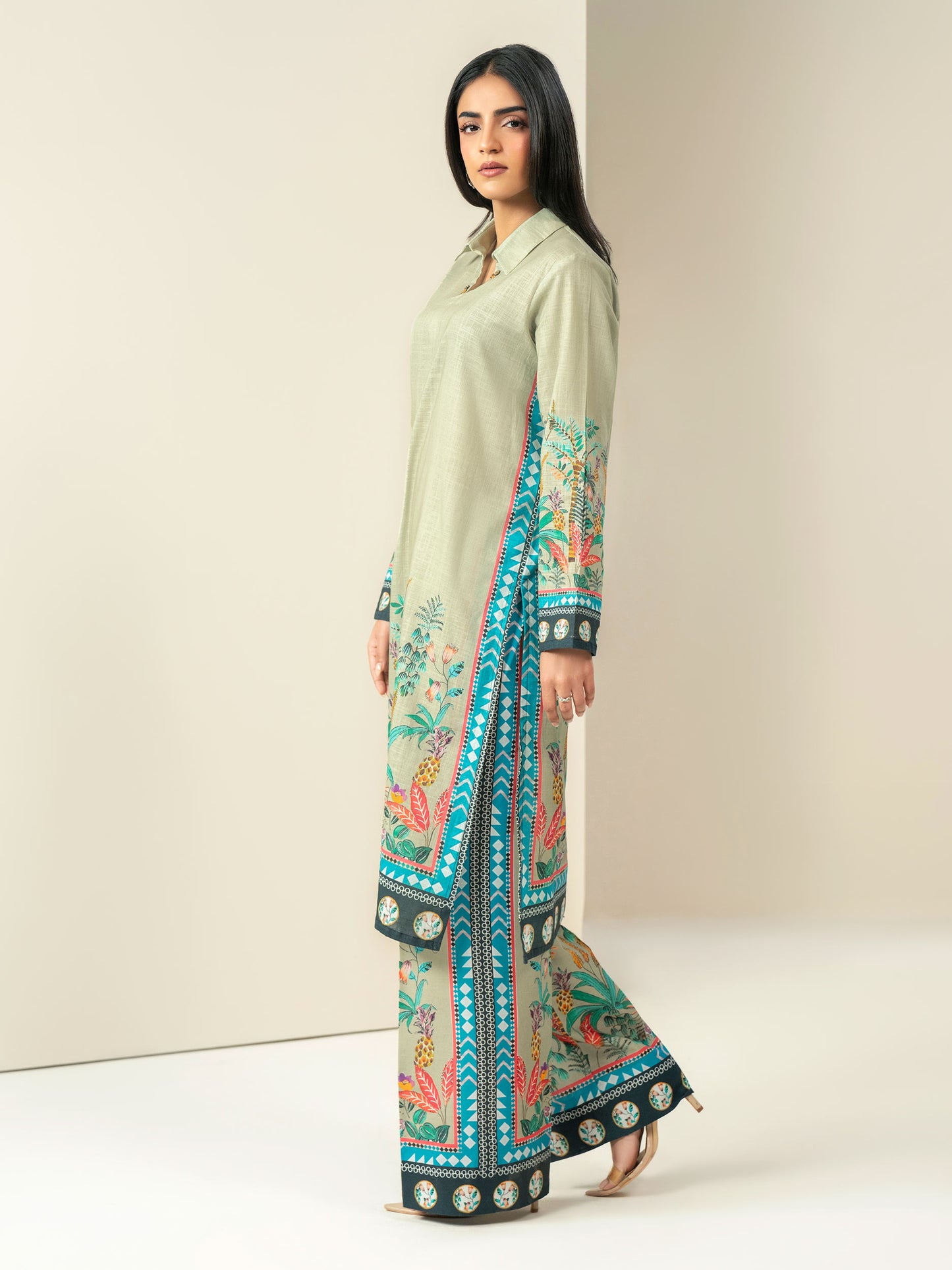 2 Piece Slub Khaddar Suit (Unstitched)