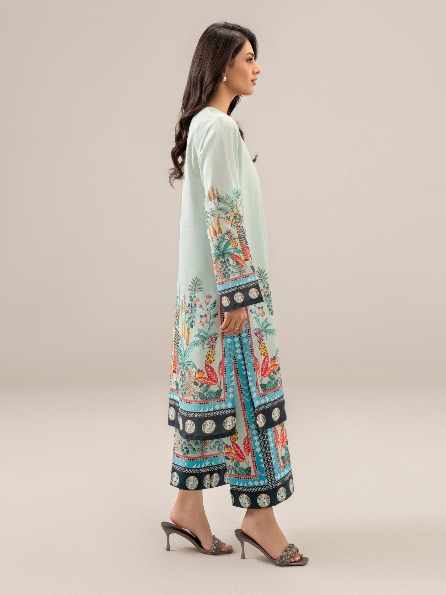 2 Piece Slub Khaddar Suit (Unstitched)
