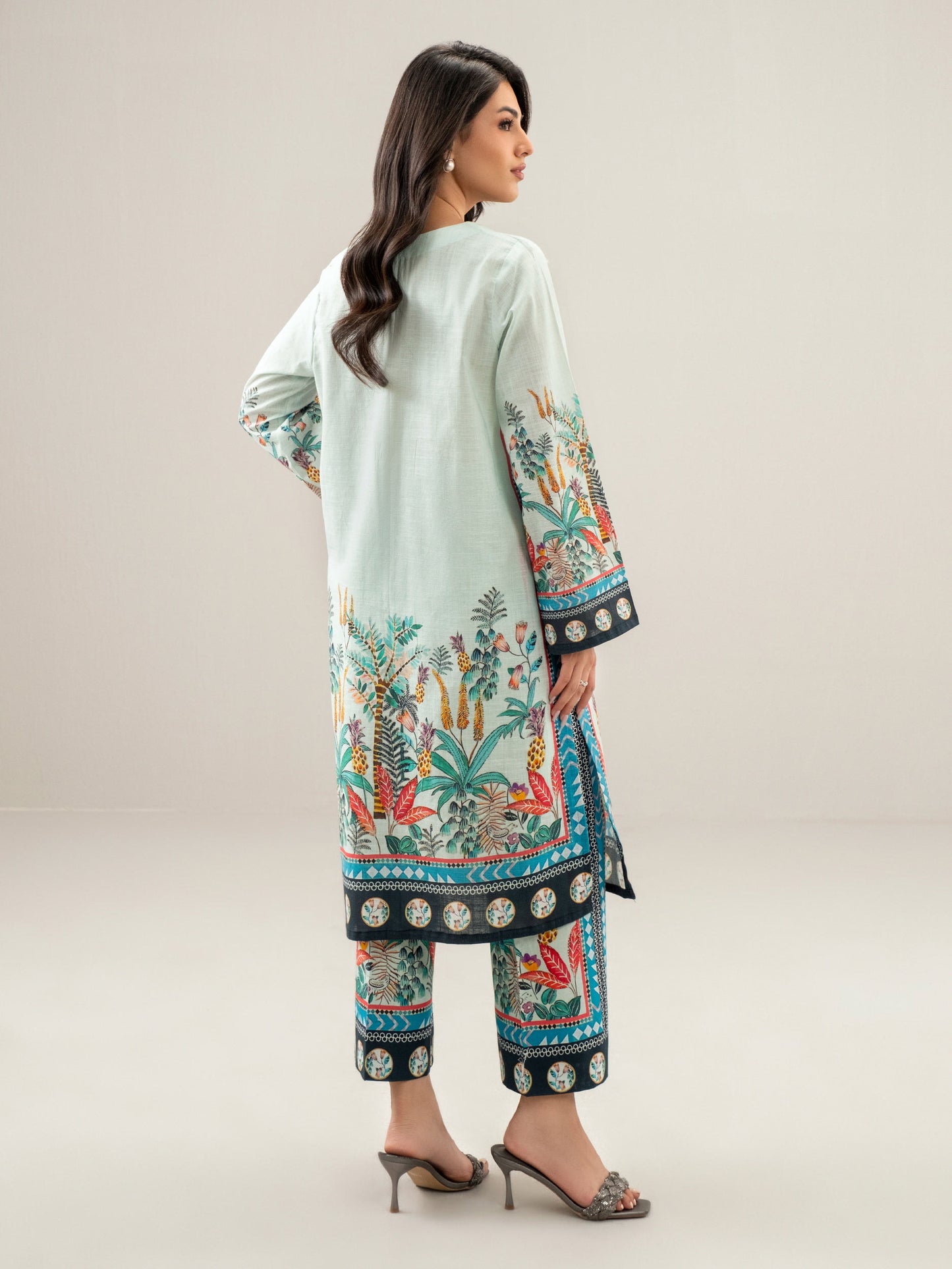 2 Piece Slub Khaddar Suit (Unstitched)