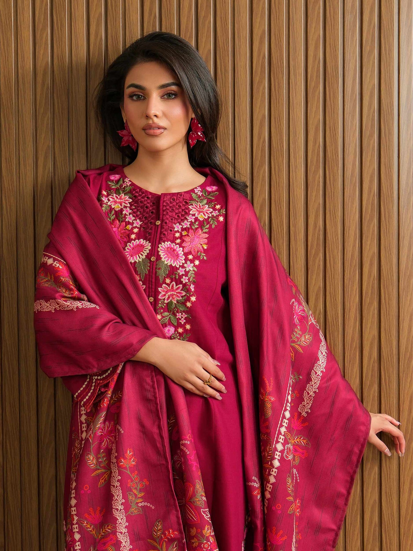 3 Piece Khaddar Suit-Embroidered (Unstitched)