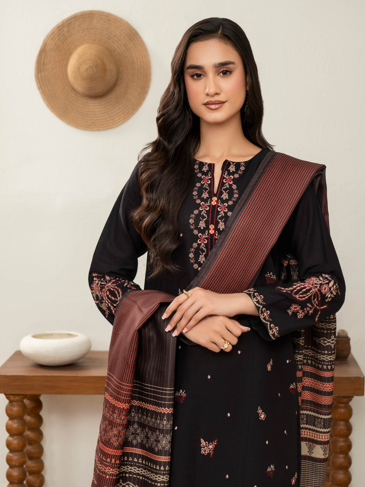 3 Piece Khaddar Suit-Embroidered (Unstitched)