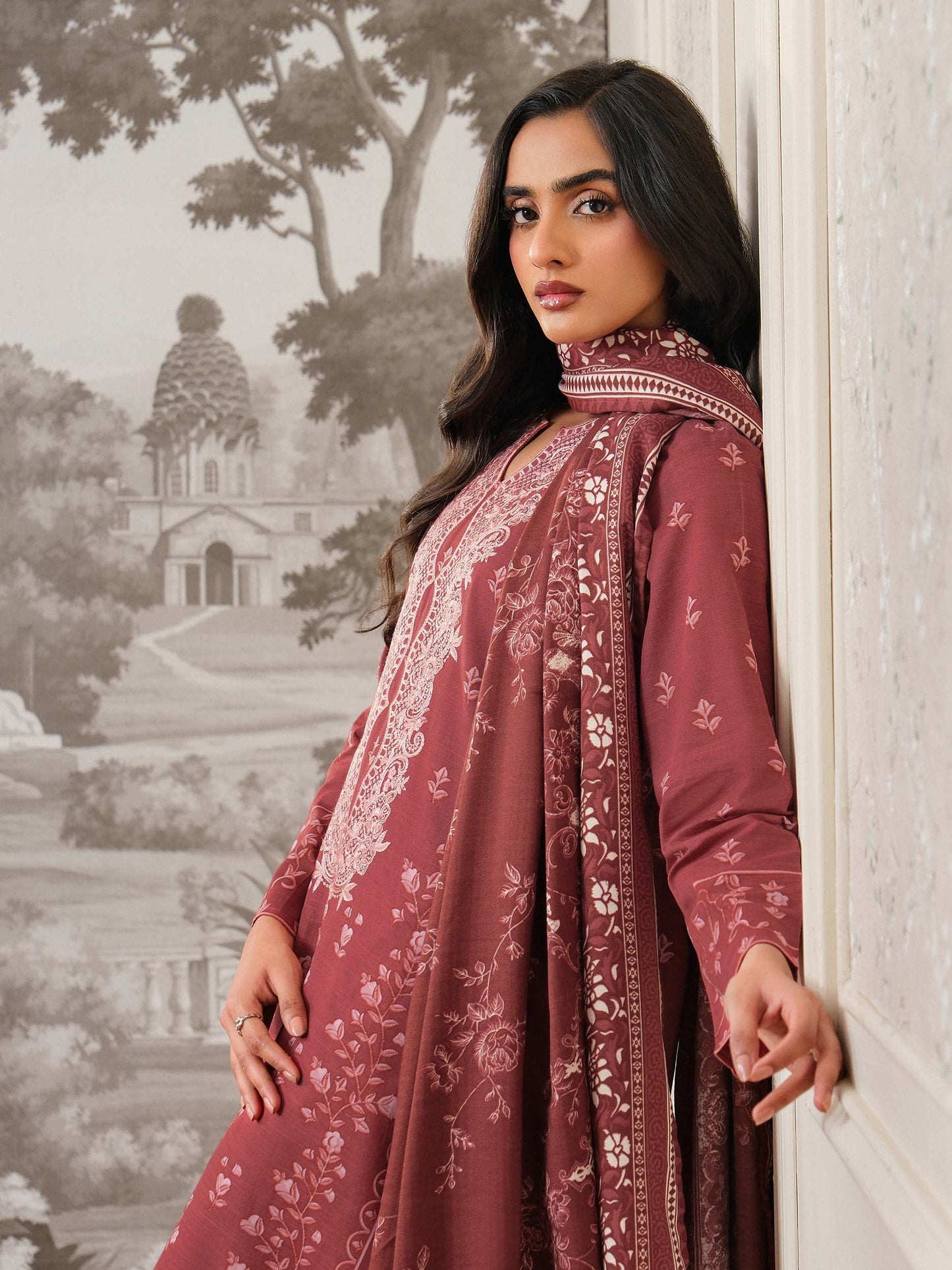 3 Piece Khaddar Suit-Embroidered (Unstitched)