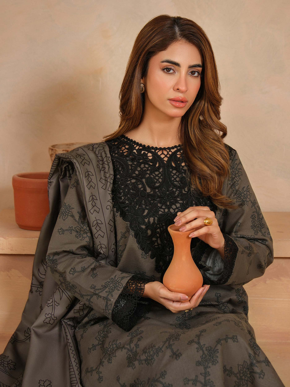 3 Piece Khaddar Suit-Embroidered (Unstitched)