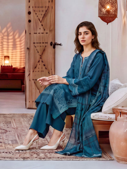 3 Piece Slub Khaddar Suit-Embroidered (Unstitched)