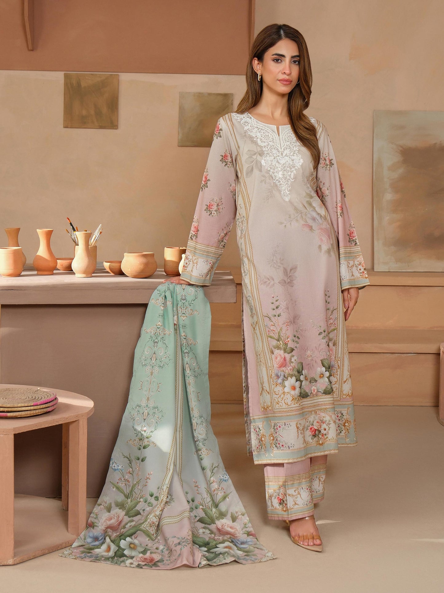 3 Piece Khaddar Suit-Embroidered (Unstitched)