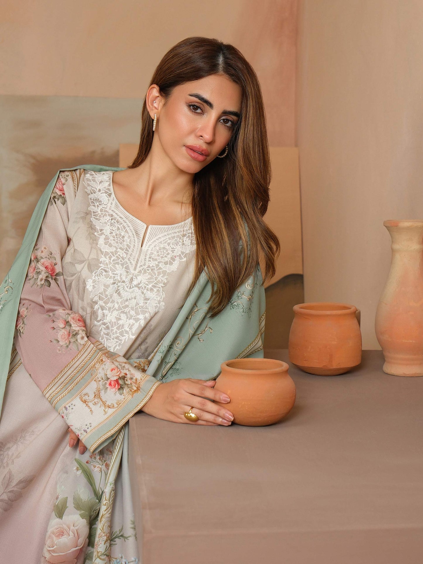 3 Piece Khaddar Suit-Embroidered (Unstitched)