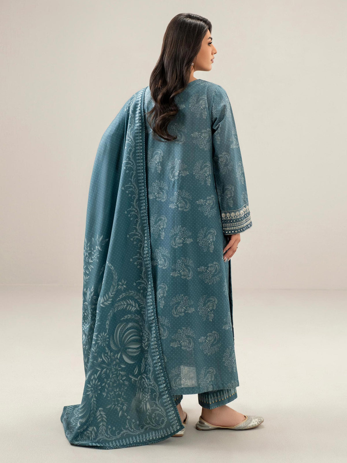 3 Piece Slub Khaddar Suit-Embroidered (Unstitched)