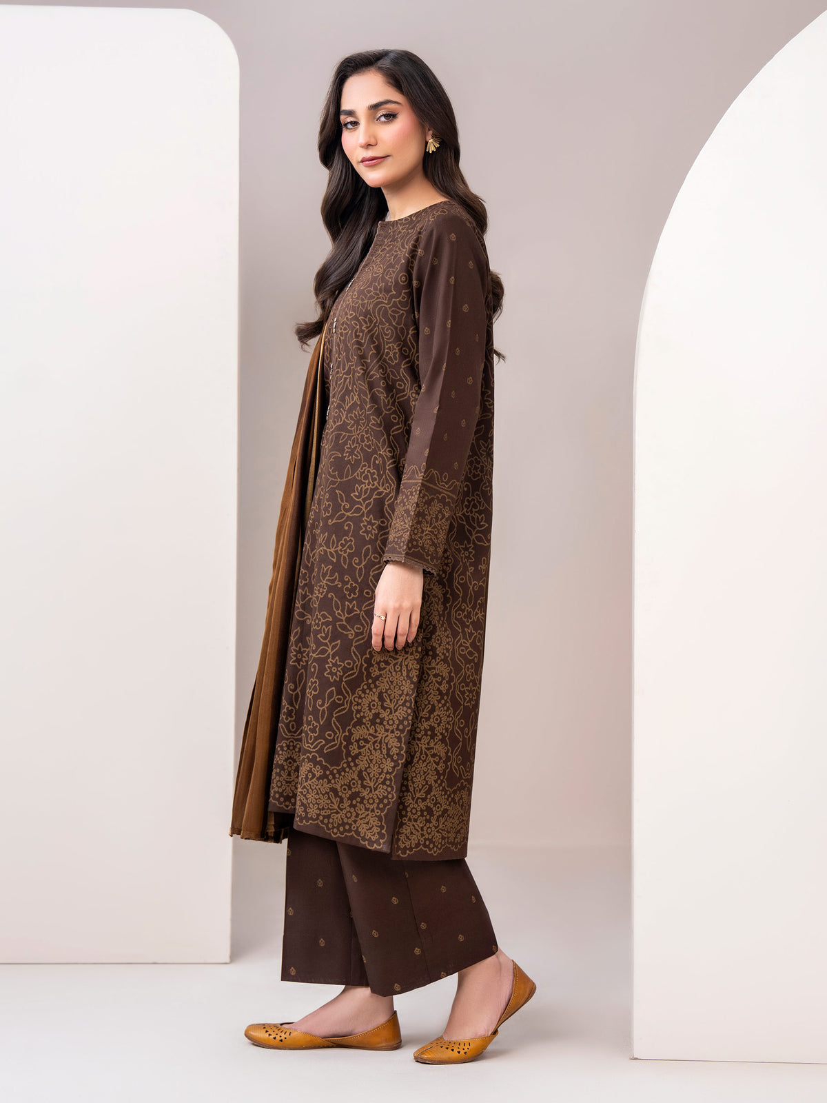 3 Piece Khaddar Suit-Printed (Unstitched)