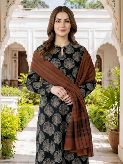 3 Piece Khaddar Suit (Unstitched)