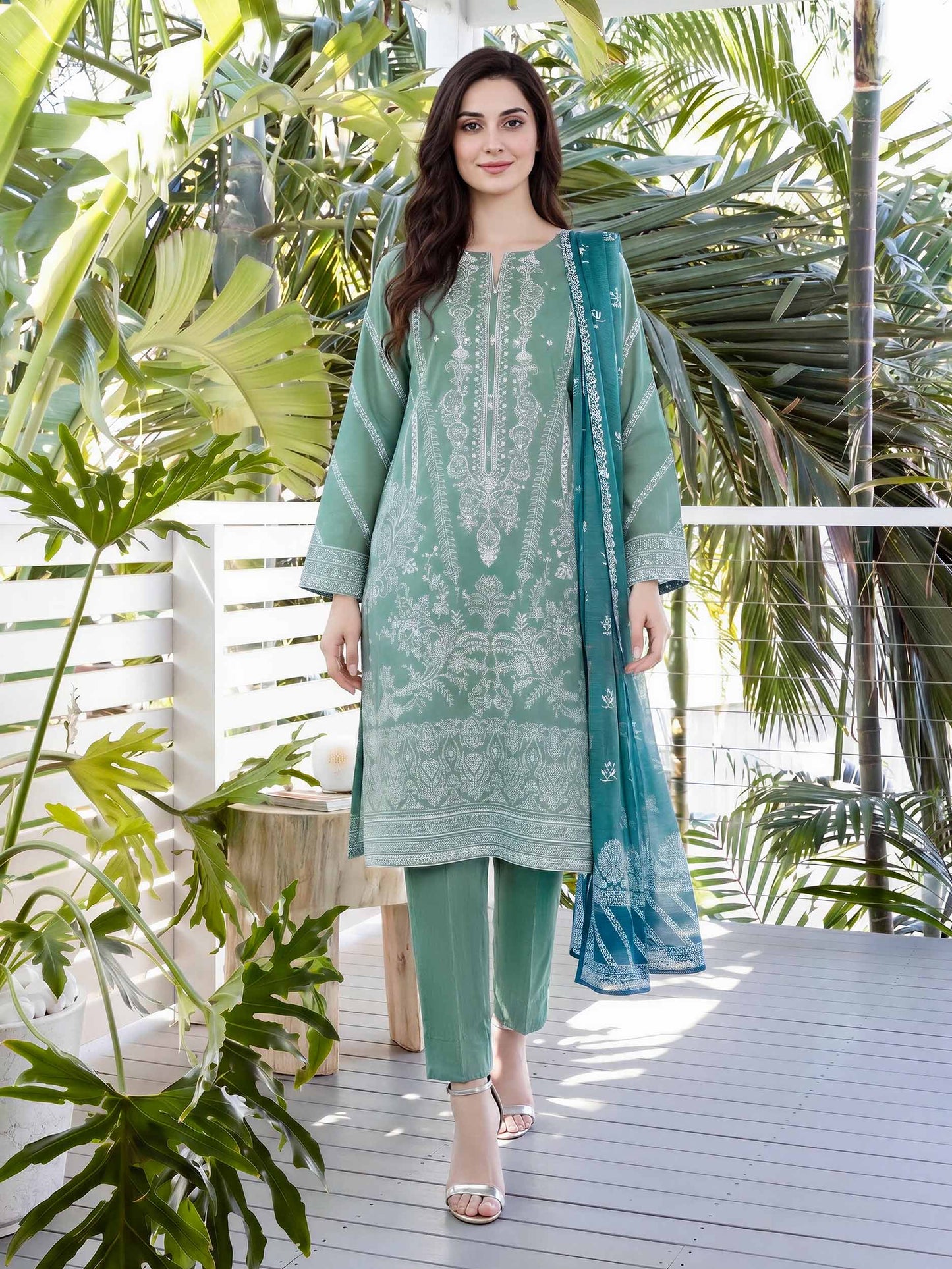 3 Piece Lawn Suit- Embroidered (Unstitched)