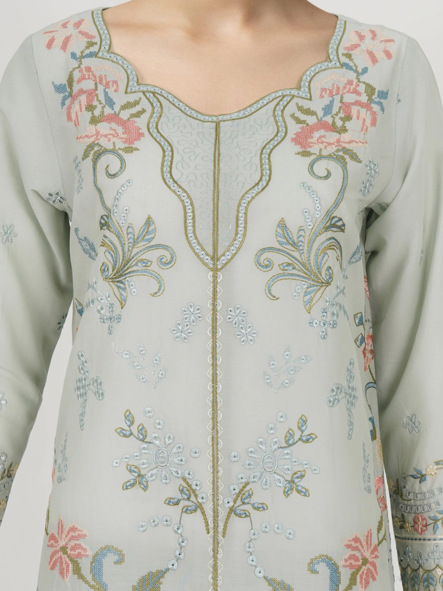3 Piece Lawn Suit- Embroidered (Unstitched)